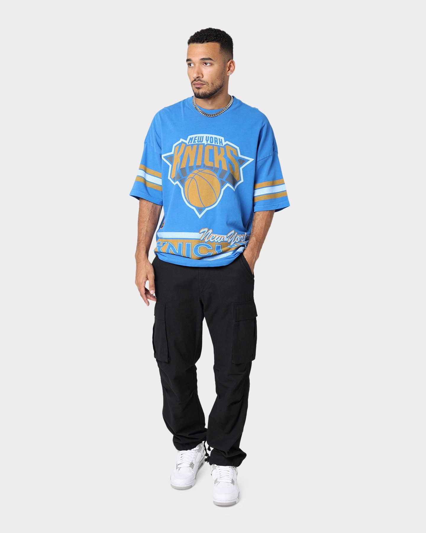 Cool and Chic Mitchell & Ness New York Knicks Vintage Conference T-Shirt Faded Royal