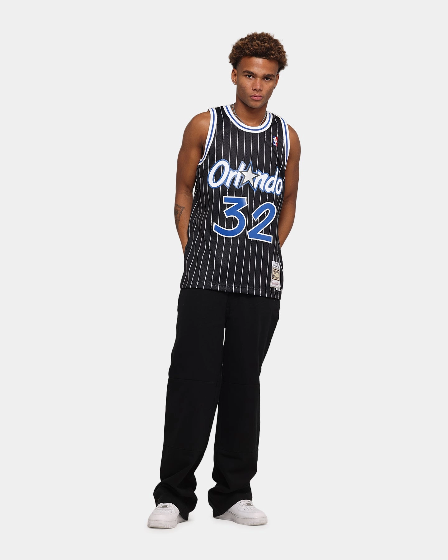 Stretchable Ribbed Collar High Durability Weave Mitchell & Ness Orlando Magic Shaquille O'Neal '94-'95 #32 Alternate Swingman Jersey Black/White