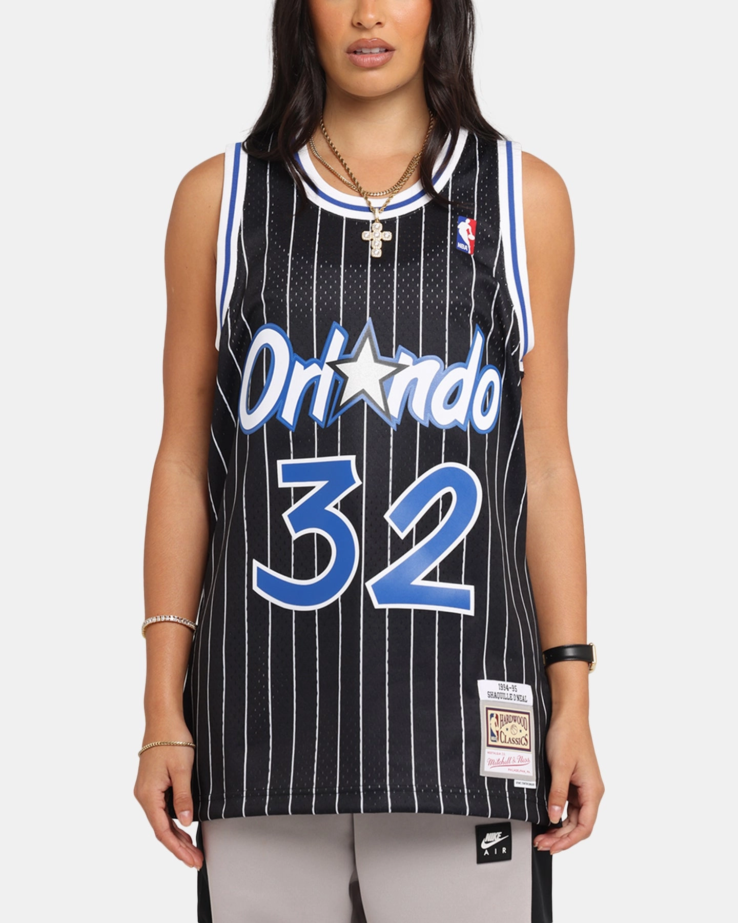 High strength Mitchell & Ness Orlando Magic Shaquille O'Neal '94-'95 #32 Alternate Swingman Jersey Black/White