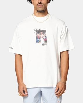 Lightweight Material Mitchell & Ness Philadelphia 76ers Allen Iverson Pre & Post Game T-Shirt Vintage White