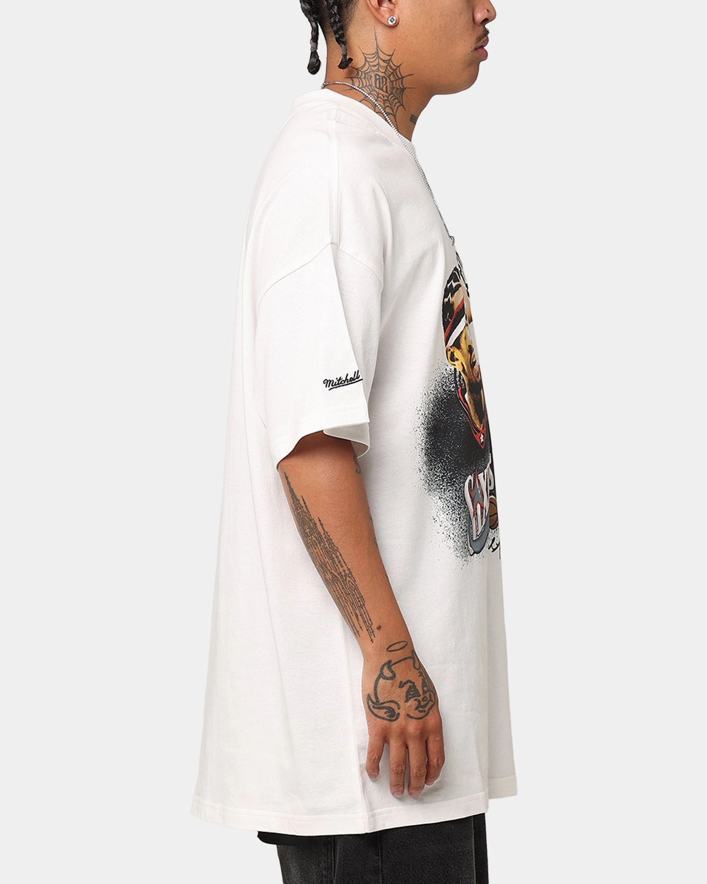 Mitchell & Ness Philadelphia 76ers Allen Iverson We Talkin T-Shirt Vintage White On-the-Go Fashion High Quality Printing