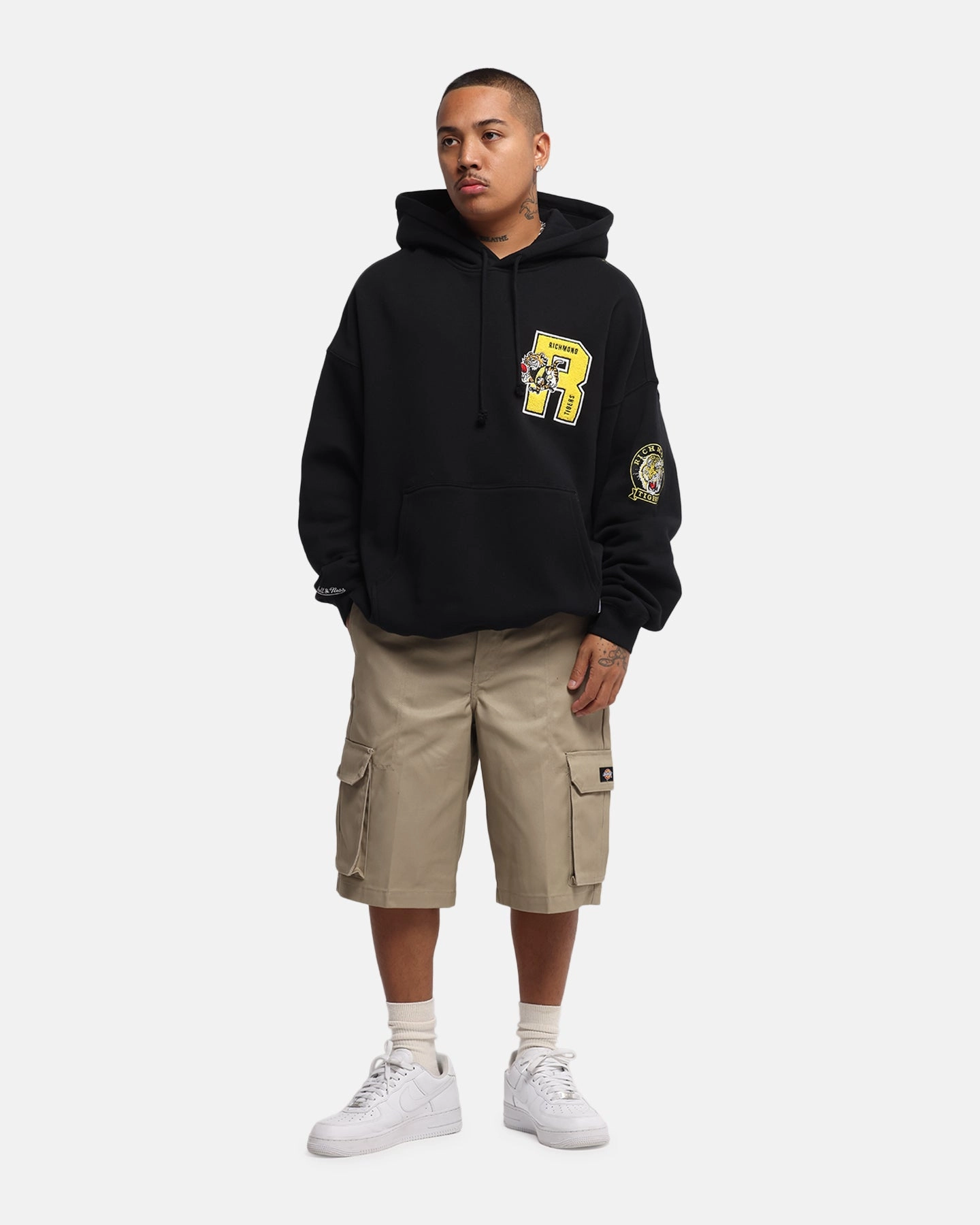 Grace Mitchell & Ness Richmond Tigers Team Hoodie Solid Black