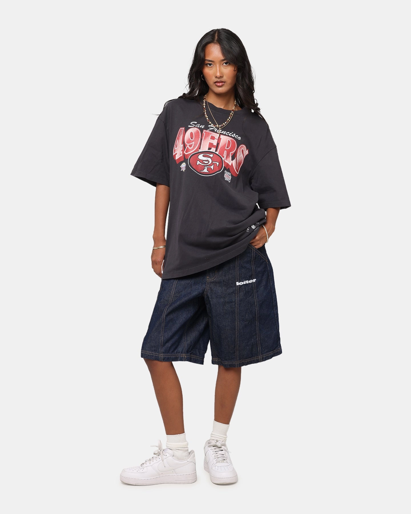 Mitchell & Ness San Francisco 49ers Arch T-Shirt Faded Black Comfy and Soft