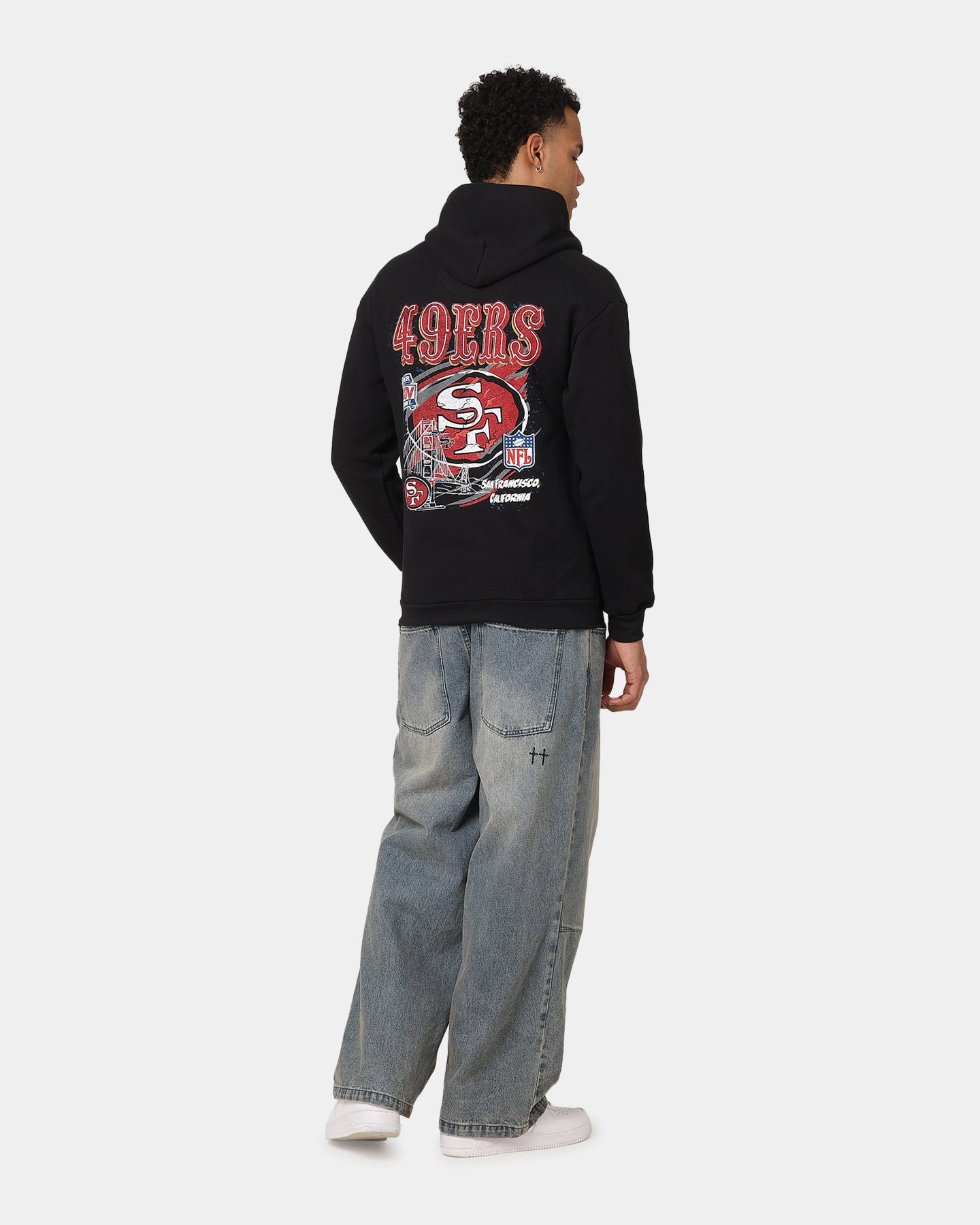 Mitchell & Ness San Francisco 49ers Flames Hoodie Faded Black Dynamic Fit Design Tactile Grip Adjusters