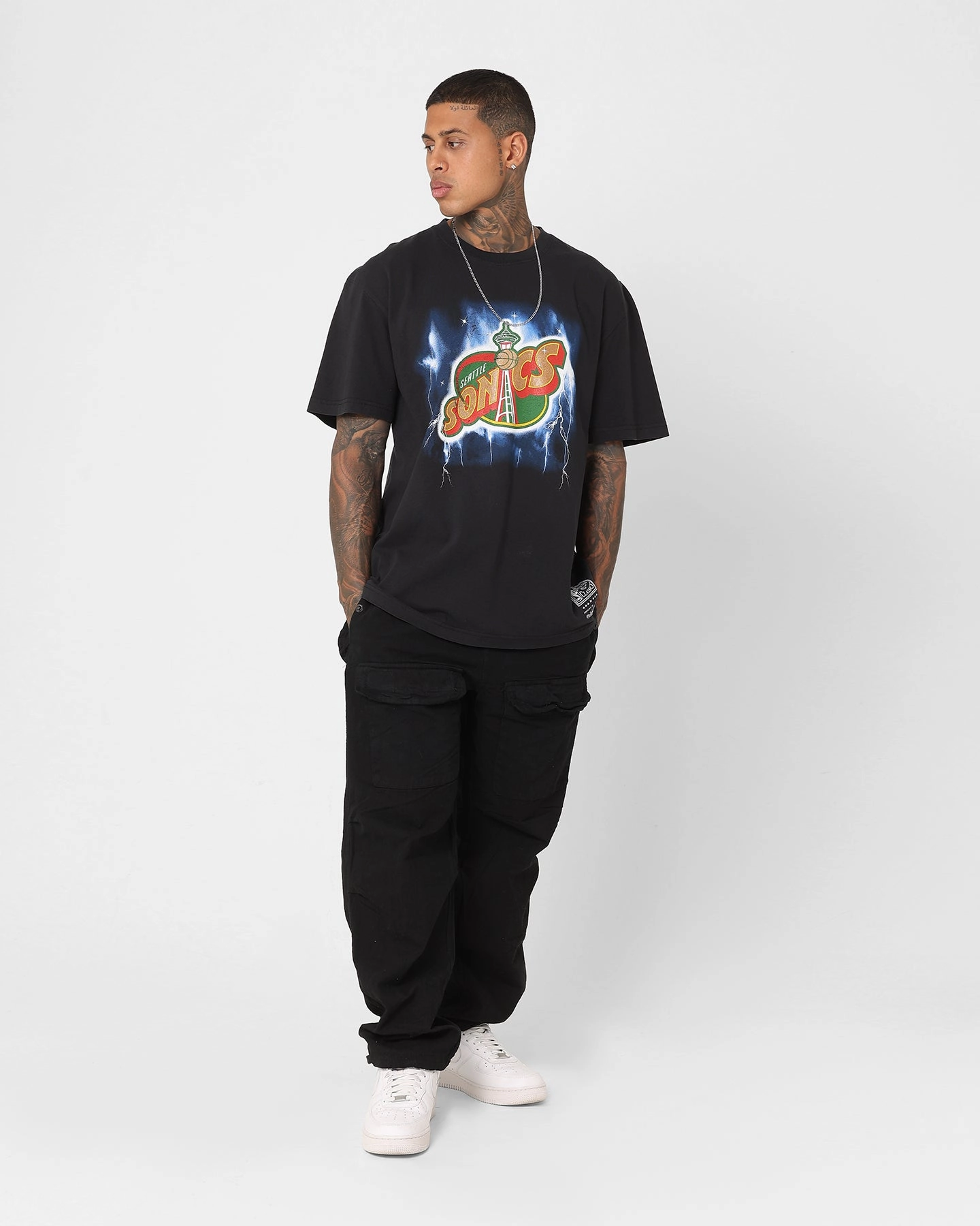 Mitchell & Ness Seattle Supersonics Logo Lightning T-Shirt Black Breathable Style Casual Look Wear