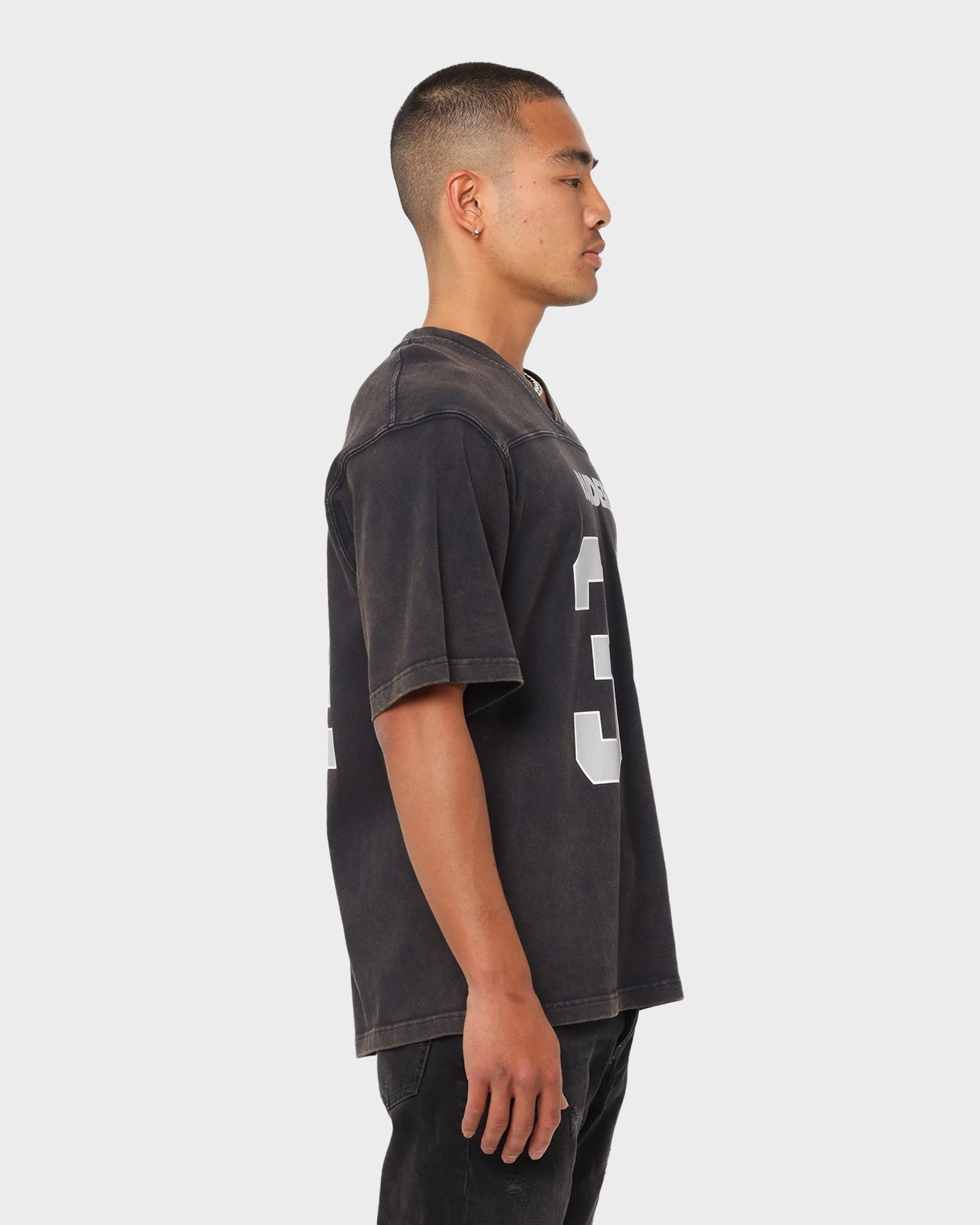Mitchell Raiders Off Field Helmet Vintage T-Shirt Faded Black Weekend Ready Seasonal Outfit