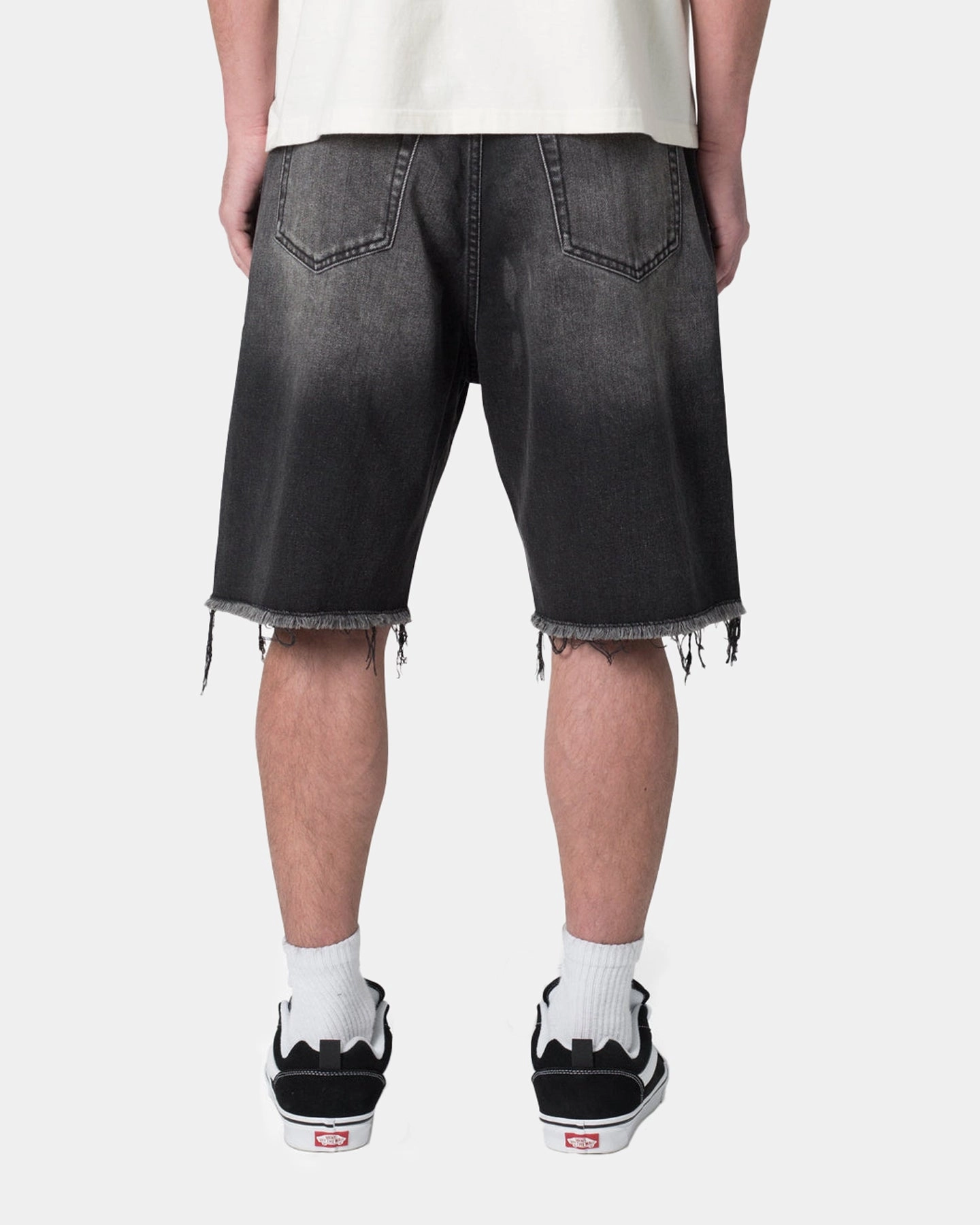 Stay Fresh Cap MNML Baggy Rip Denim Shorts Washed Black