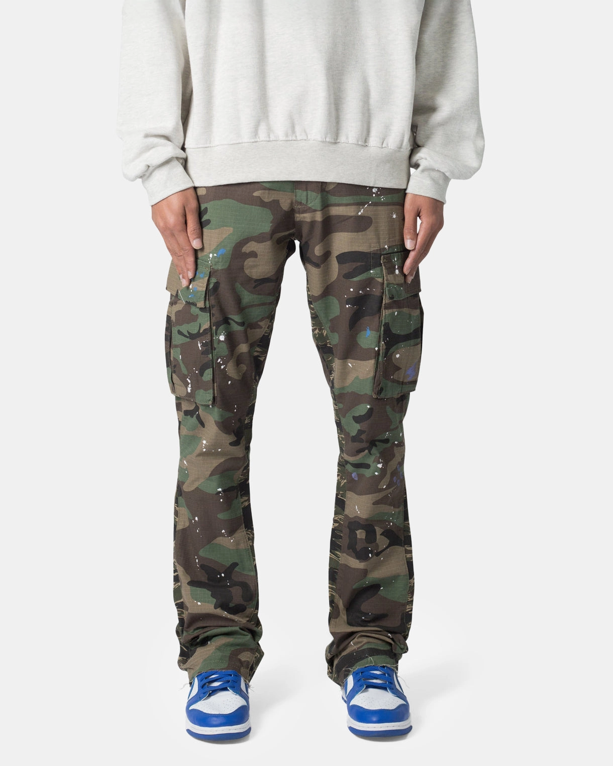Urban Style Easy Movement MNML Bootcut Cargo Pants Camo