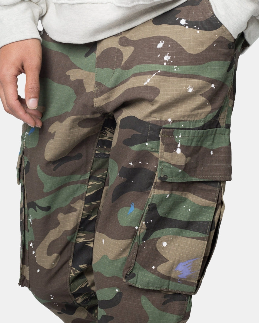 LightweightConstruction Lightweight Flex MNML Bootcut Cargo Pants Camo