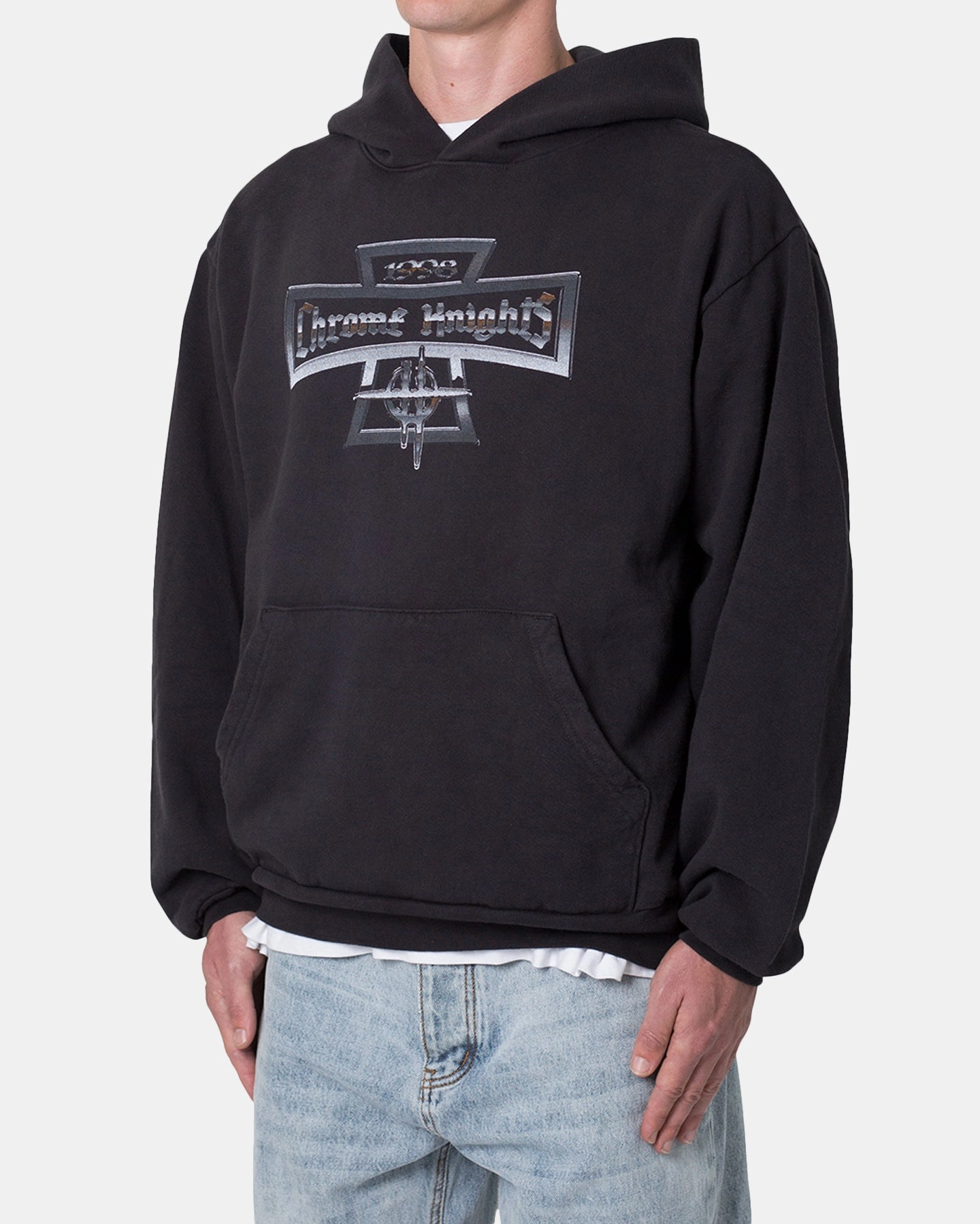 Contemporary Fit Minimal Look MNML Chrome Knights Hoodie Off Black