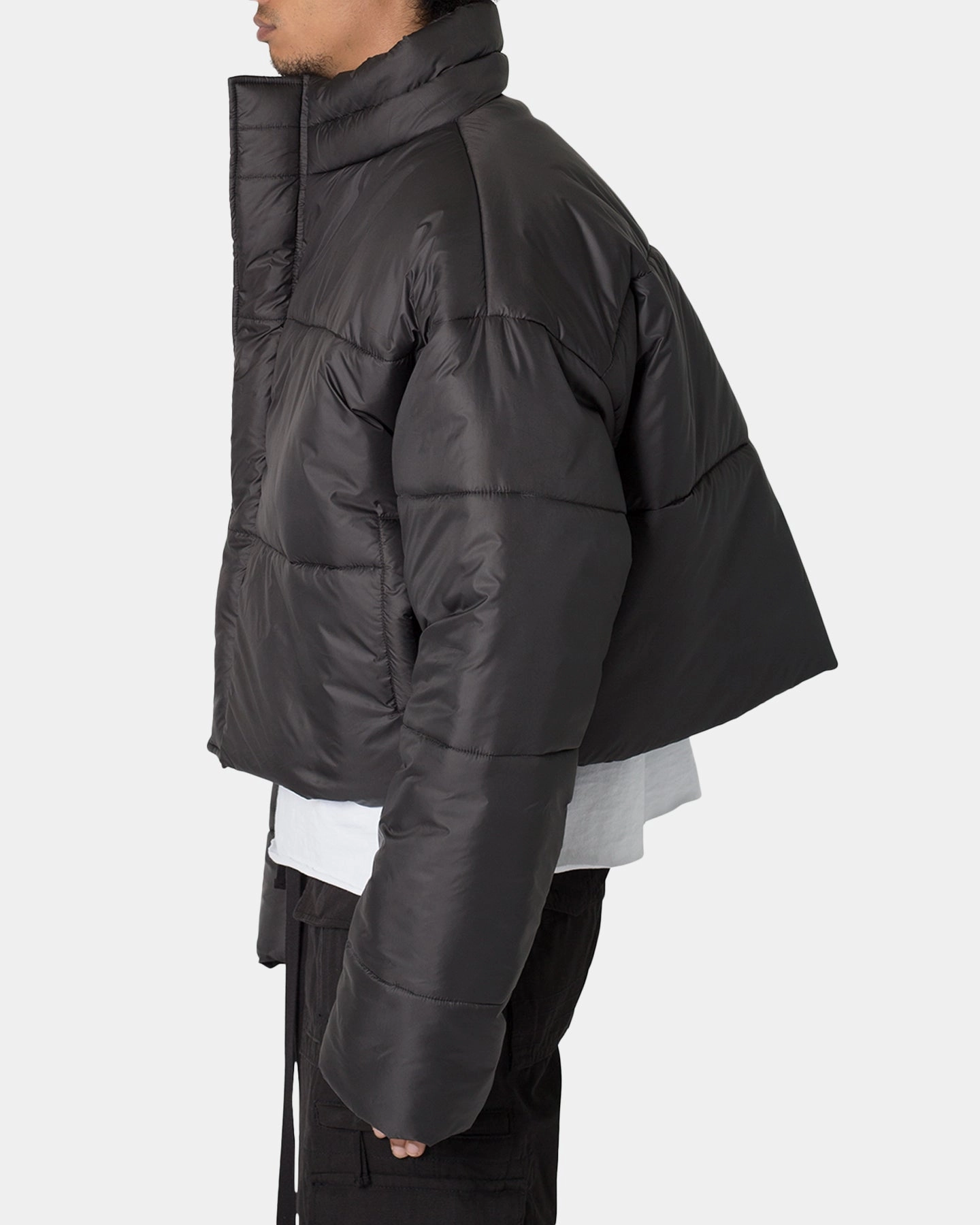 Hidden Compartments MNML Cropped Puffer II Jacket Black