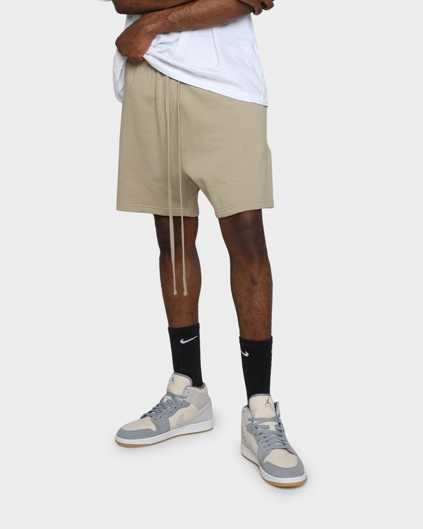 Odor Resistant Coating MNML Every Day Sweatshorts Earth