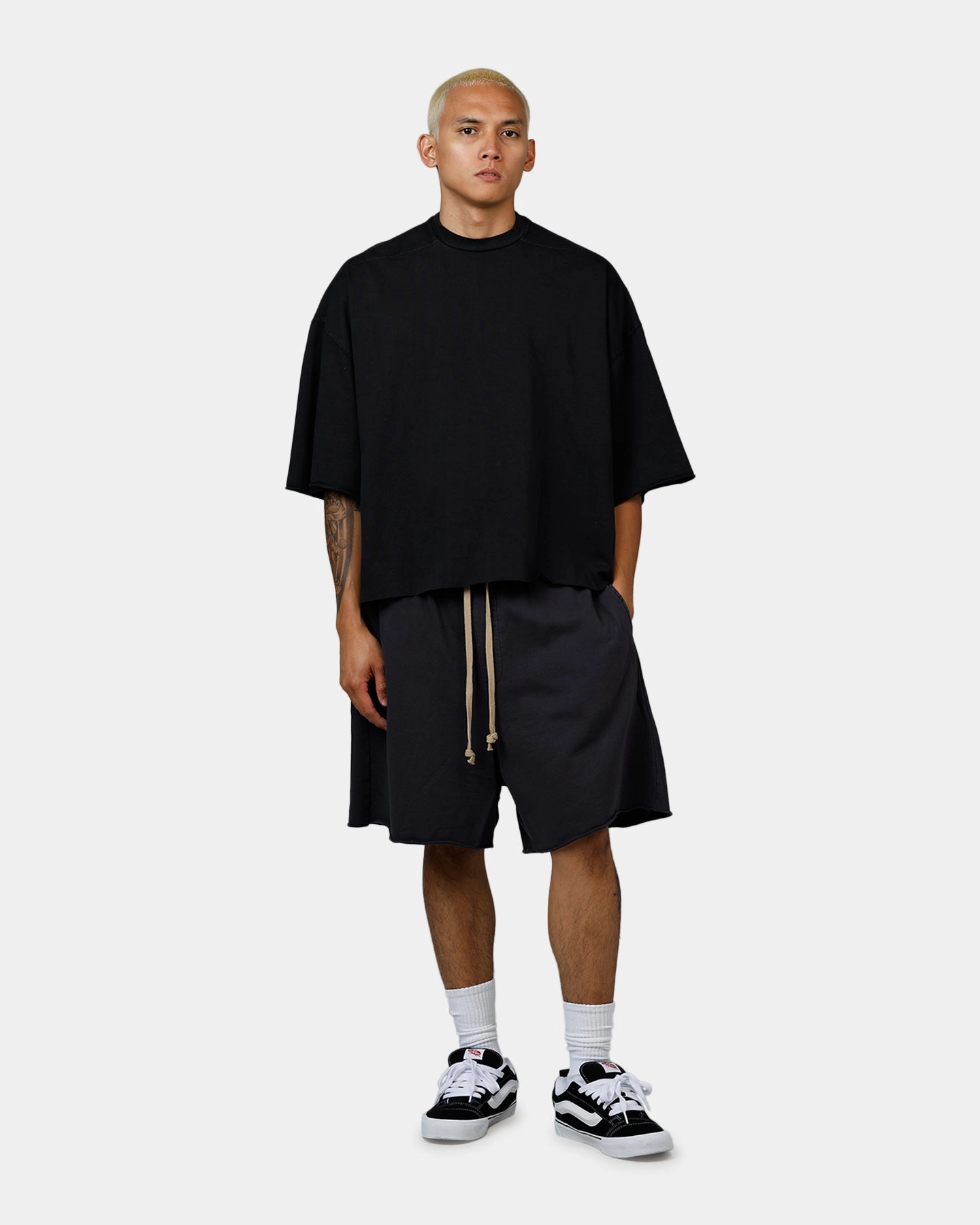 Flex Fit Design Soft Lining MNML Oversized Cargo Sweat Shorts Rust