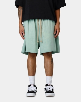 MNML Oversized Cargo Sweat Shorts Seafoam sunglasses Breathable mesh