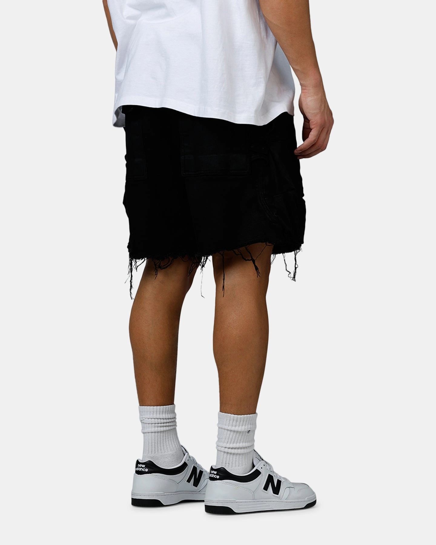 Fashionable Look MNML Roughed Pocket Cargo Shorts Black
