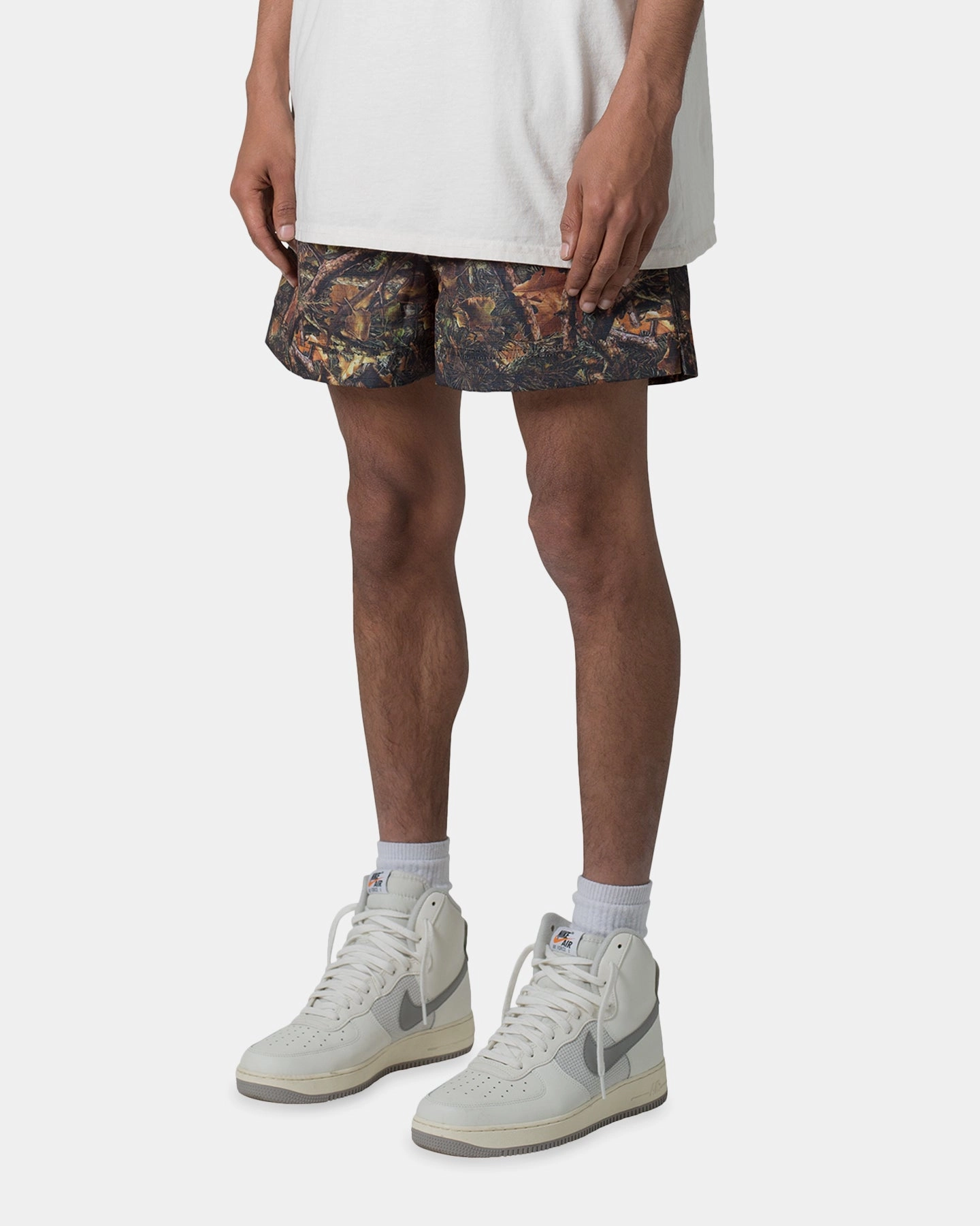 Playful Look MNML Summer Shorts Hunter Camo