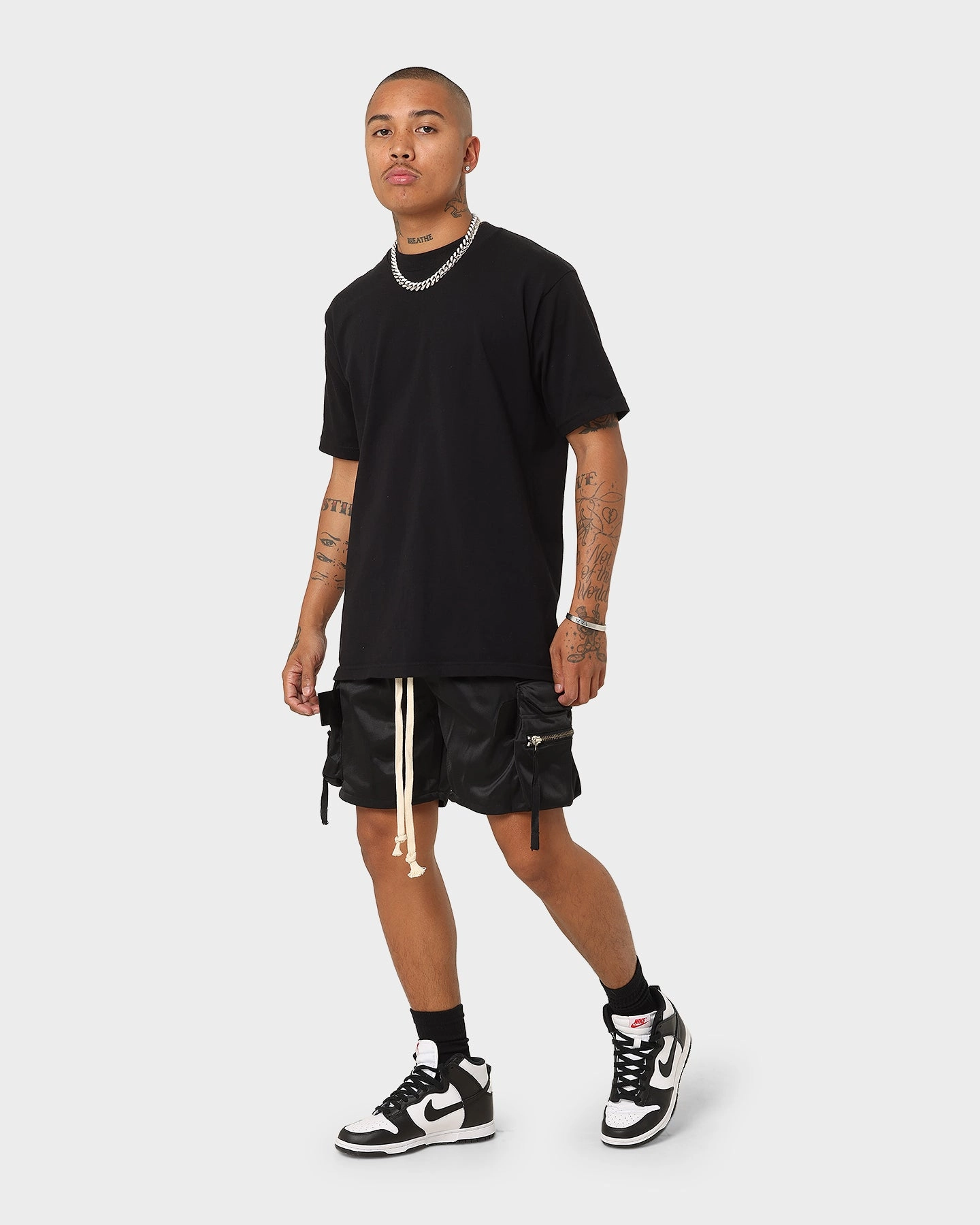 tall sizing MNML Tactical Cargo Shorts Black