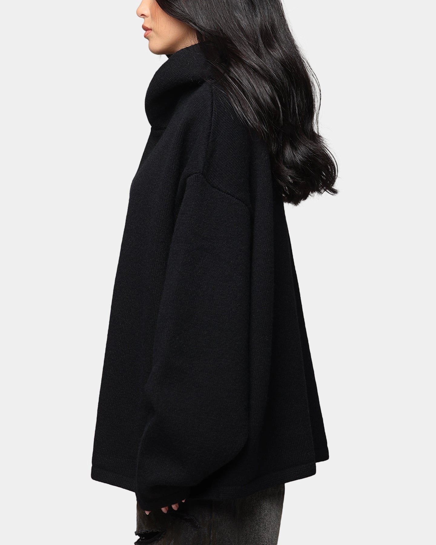 MNML Tonal Grain Knitted Hoodie Black Demonstrate