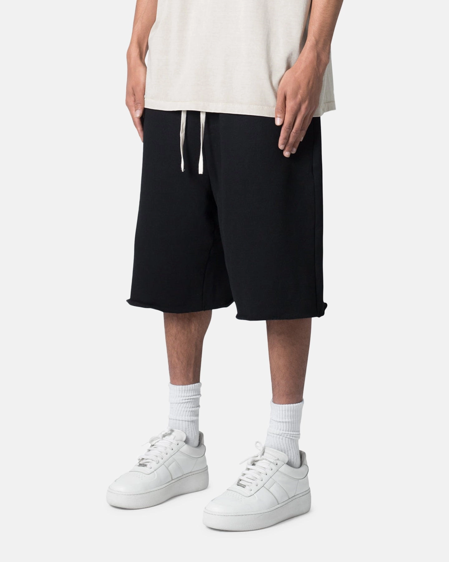 Reflective details MNML Ultra Baggy Sweat Shorts Black