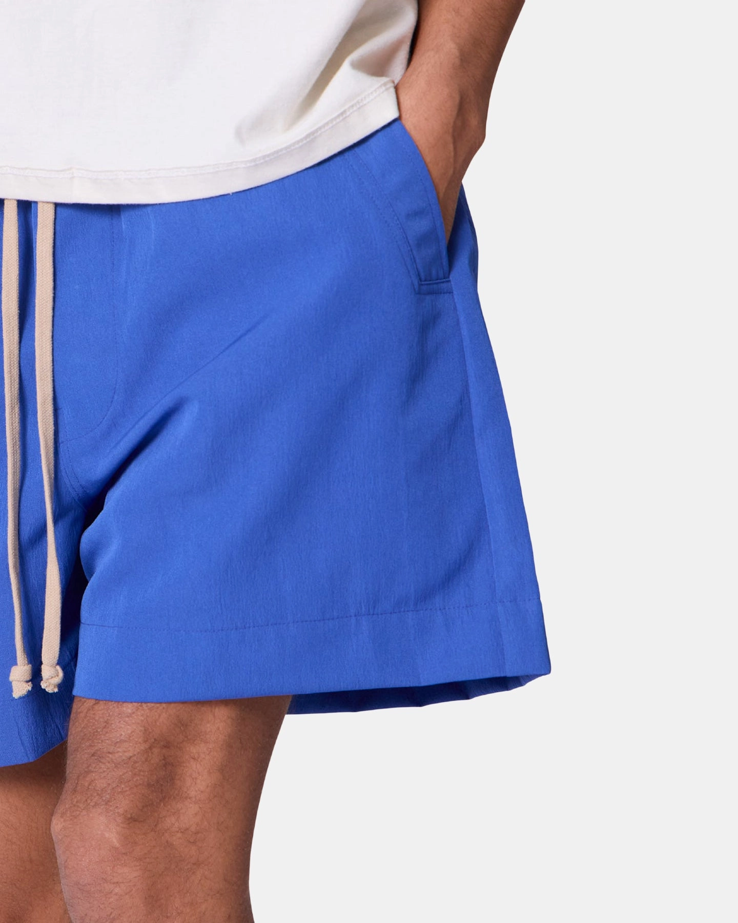 MNML Weimar Shorts Blue embroidery work