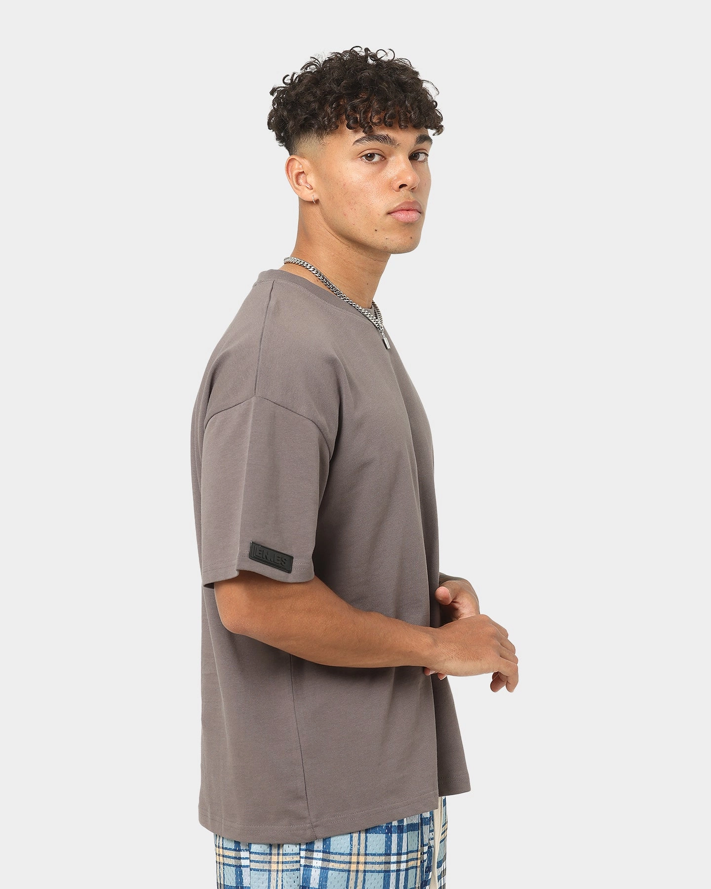 EN ES Origins T-Shirt Vintage Charcoal Weekend Comfort Moisture Control Fabric