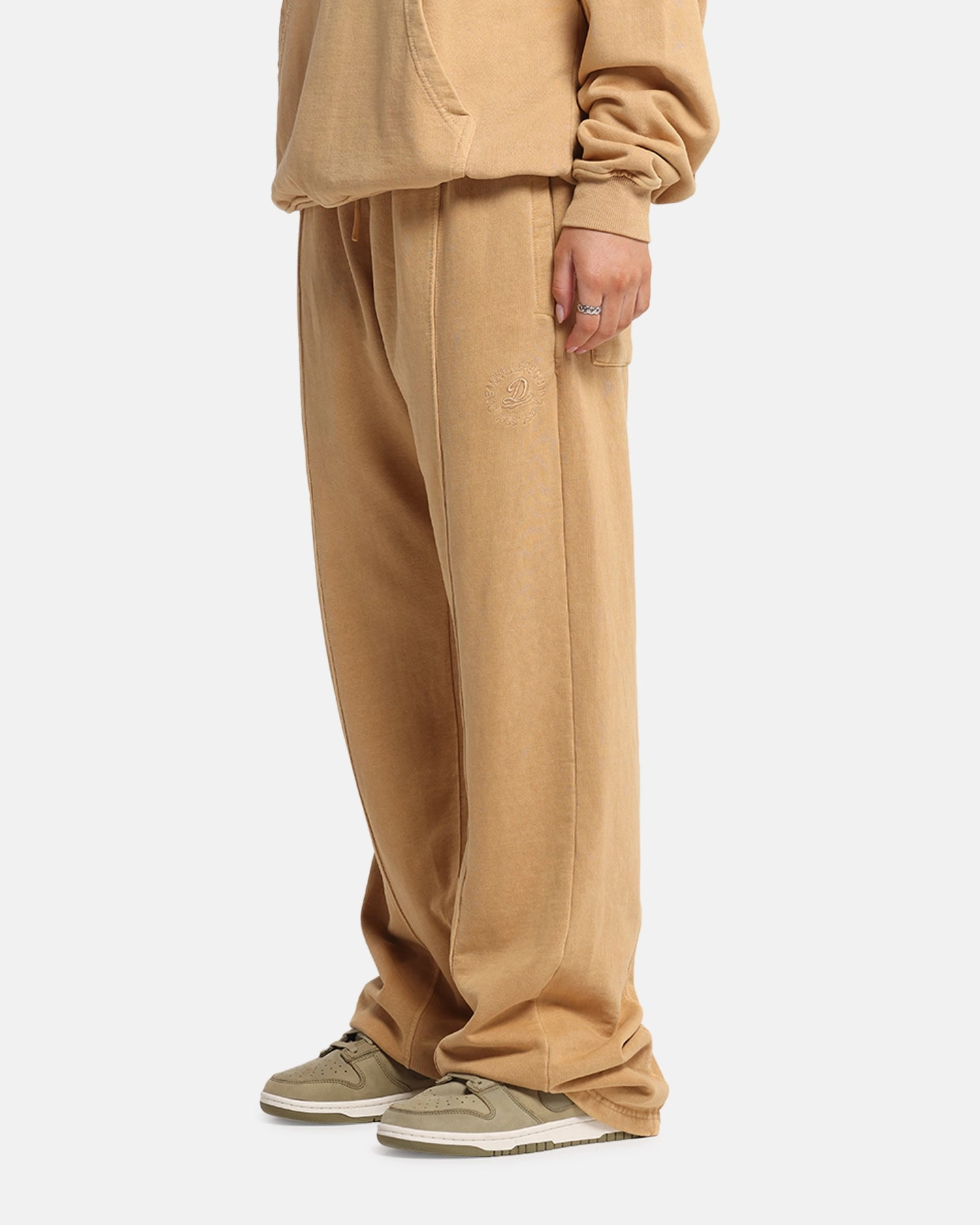 Functional Comfort Wear Flexible Wear Dreamville Tonal Sweatpants Sand Wash
