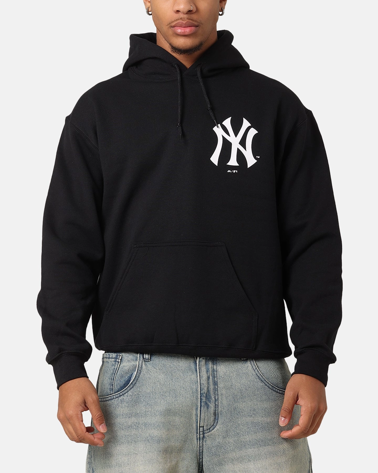 Majestic Athletic New York Yankees Doyers Chest Hoodie Black Reinforced Stress Points Warm Shield
