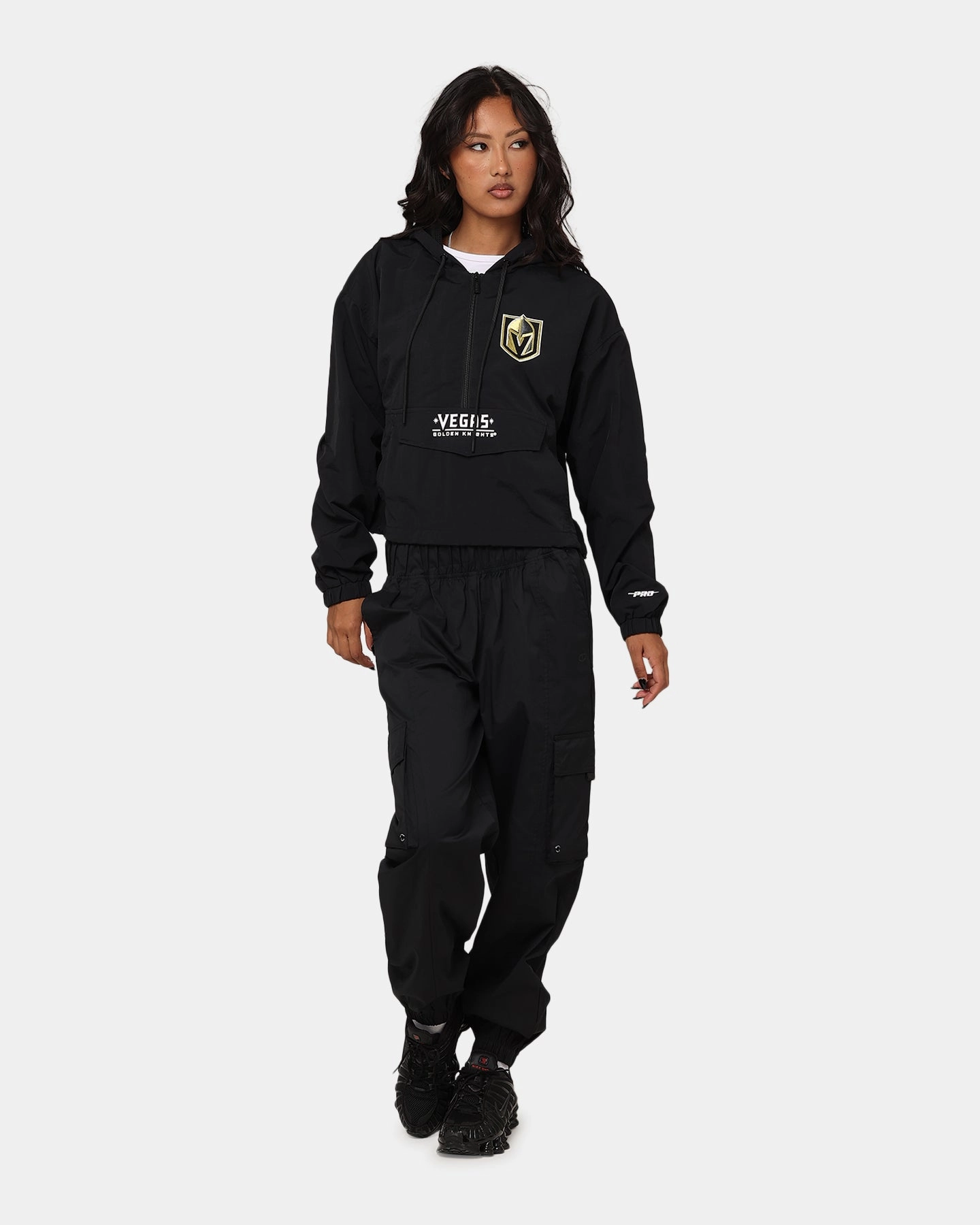 Convertible Design Pro Standard Women's Vegas Golden Knights Woven Half Zip Cropped Jacket Black