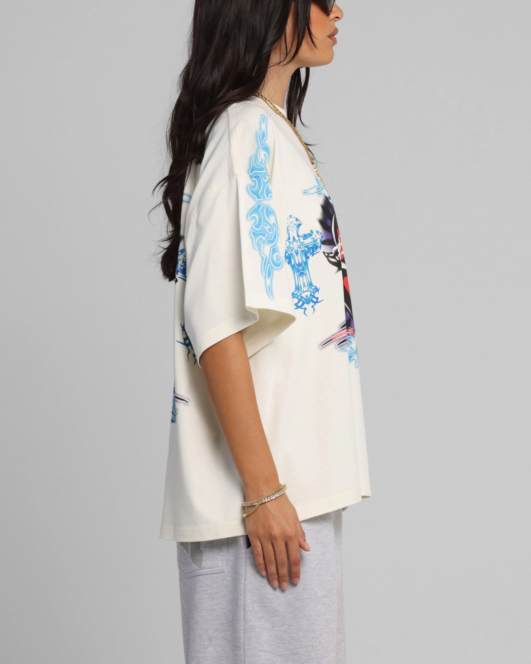 Loiter Hearts T-Shirt Off White color blocking men's clothing