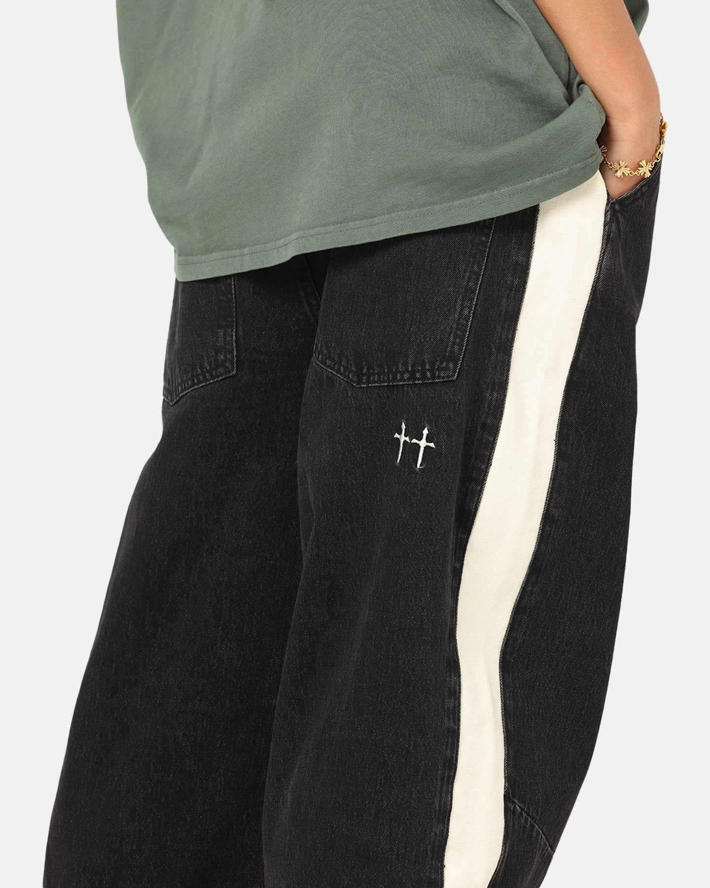 Winter Warmth Minimalist Style Picnic Style Saint Morta Amplus Sidewinder Jeans Black/Off White