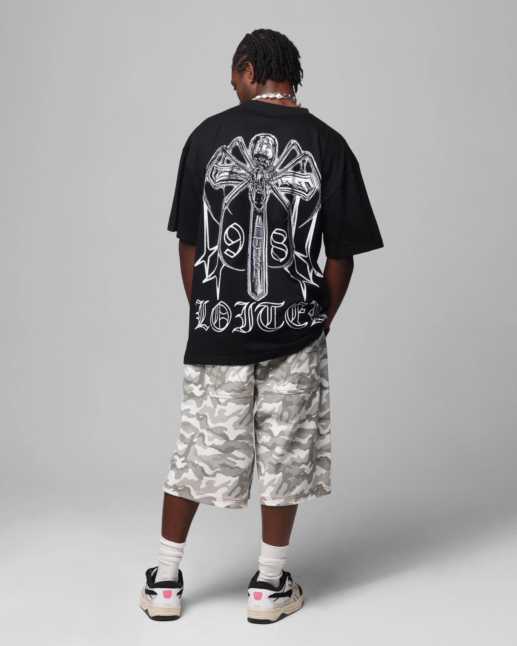 Flexible Neckline Loiter Chrome Spider T-Shirt Black