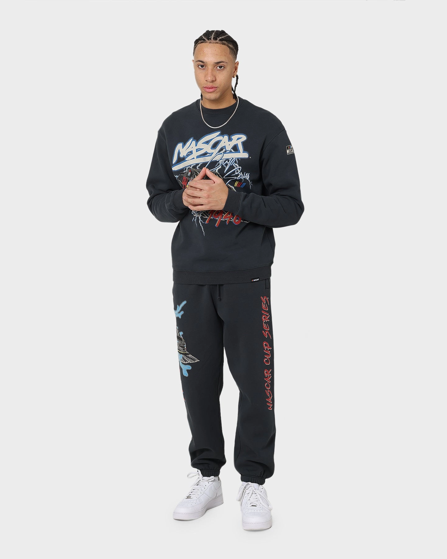 ShrinkResistantFabric Simple Look NASCAR Lightning Cup Series Crewneck Washed Black