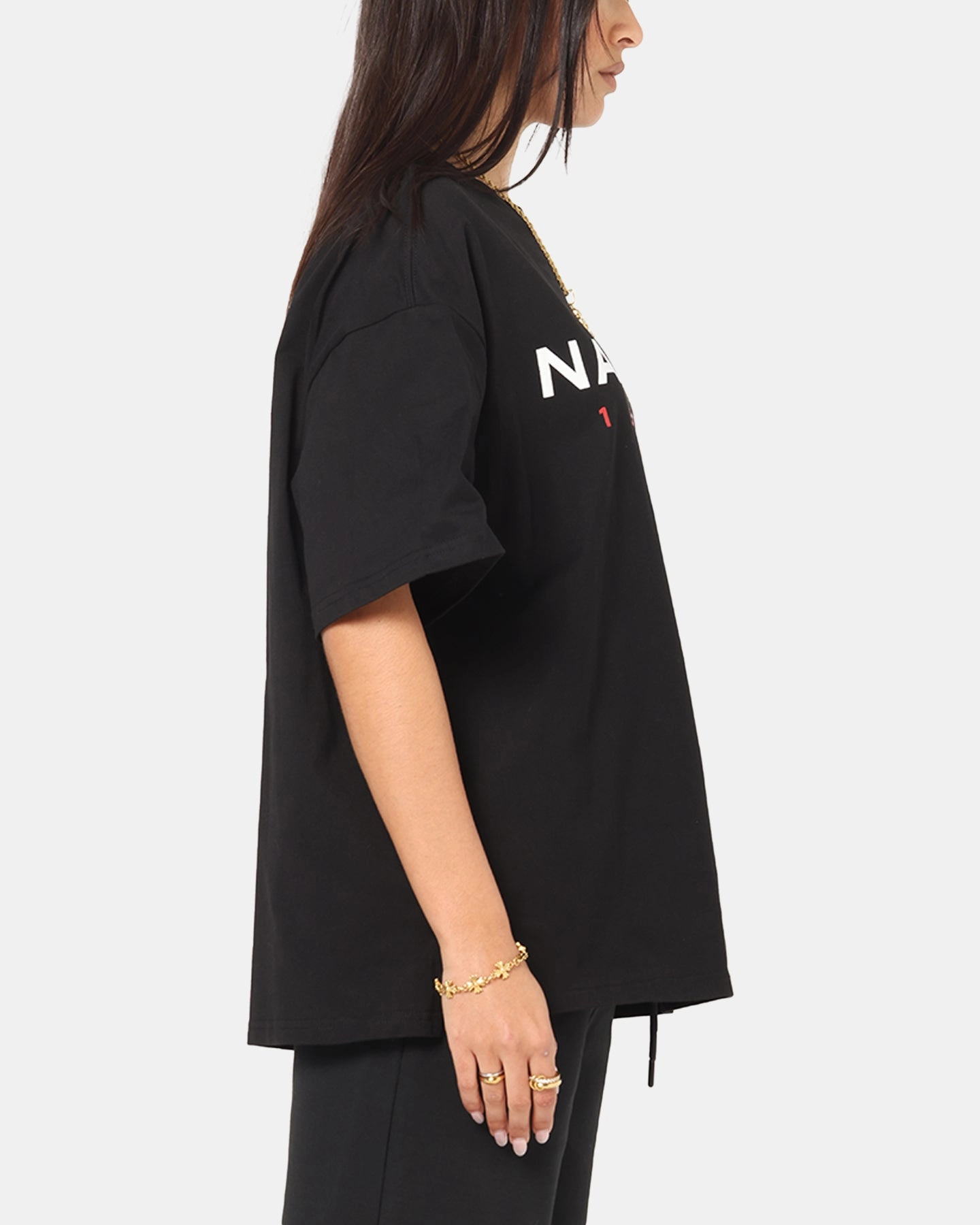 Nautica Letter Logo T-Shirt Black Distressed Hem Finish V neck elegance