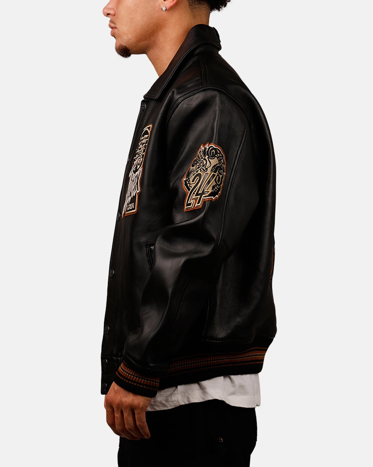 Avirex Twin Dragon Jacket Black group outing