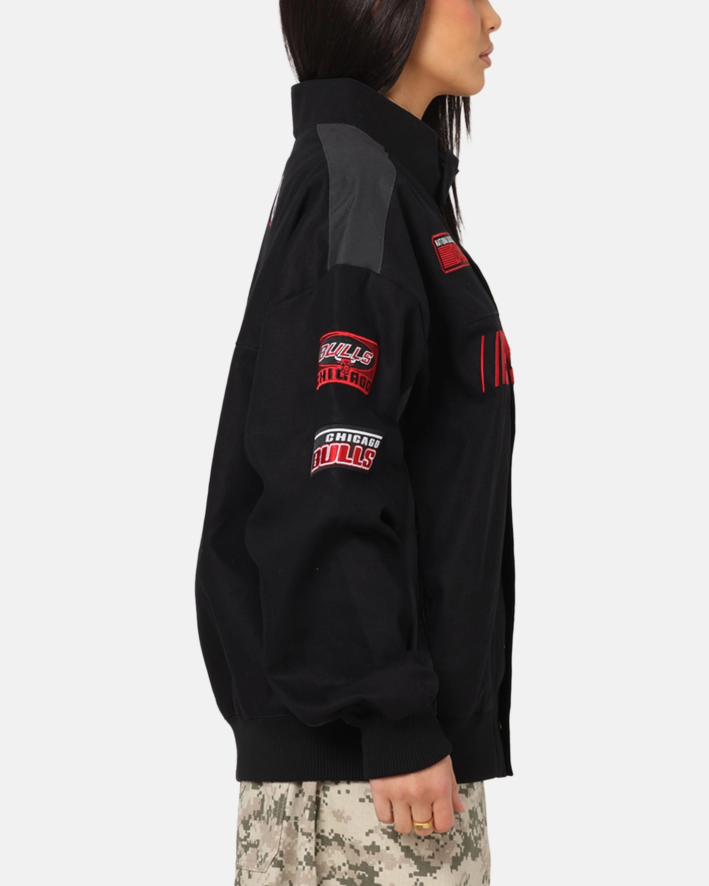 New Era Chicago Bulls NBA Motorsport Jacket Black Hooded Storage Compartment
