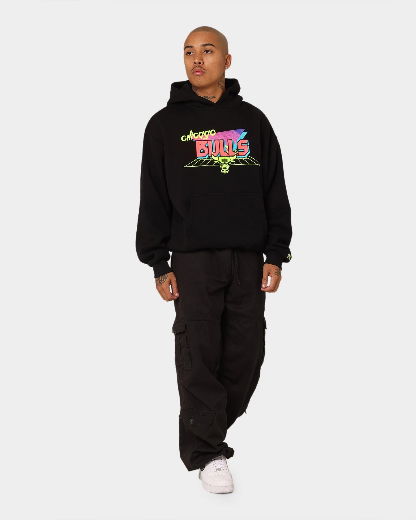 Fashion Ease Eyeliner New Era Chicago Bulls Retro Arcade Hoodie Black
