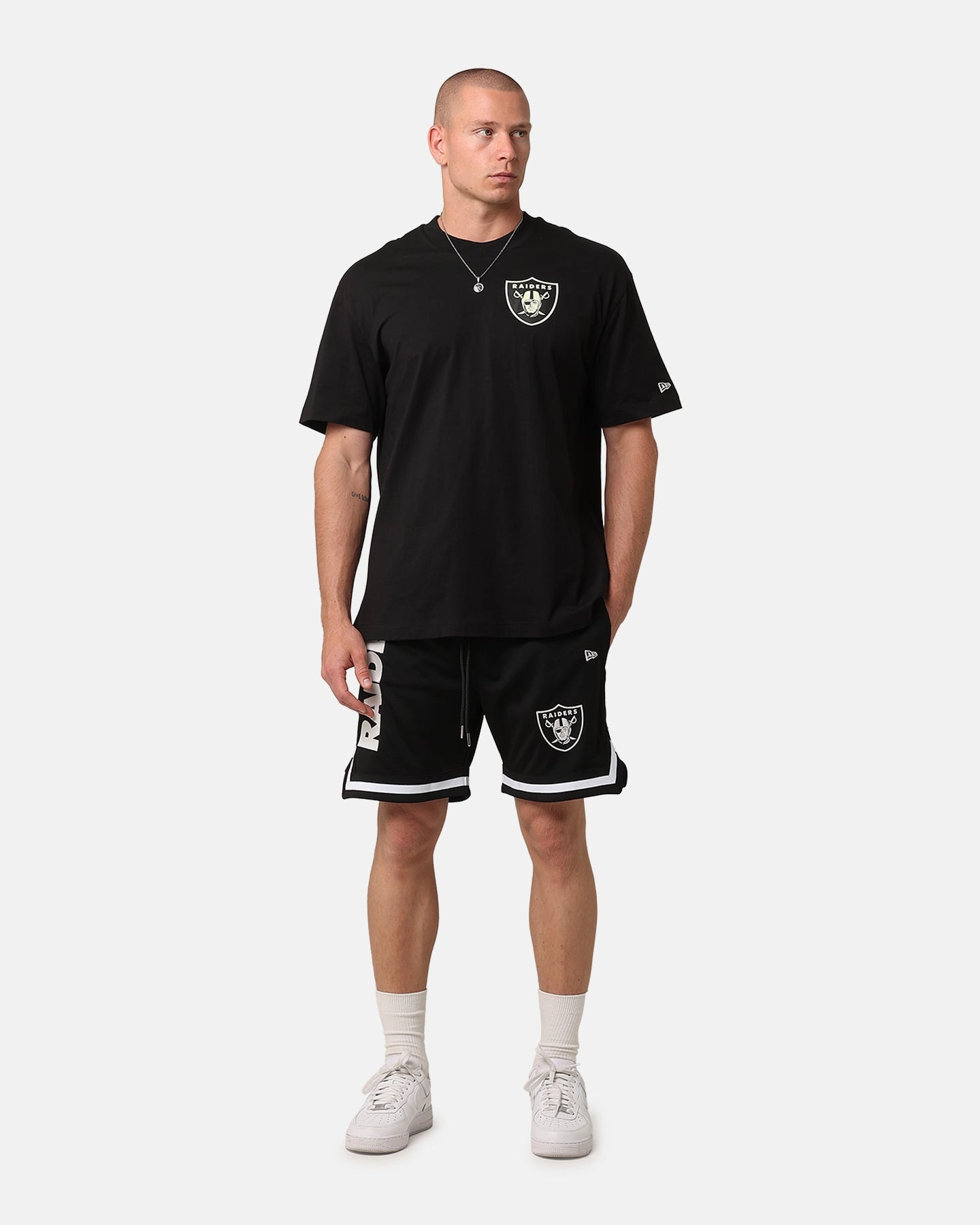 cargo style RipstopMaterial New Era Las Vegas Raiders Mesh Glow Shorts Black