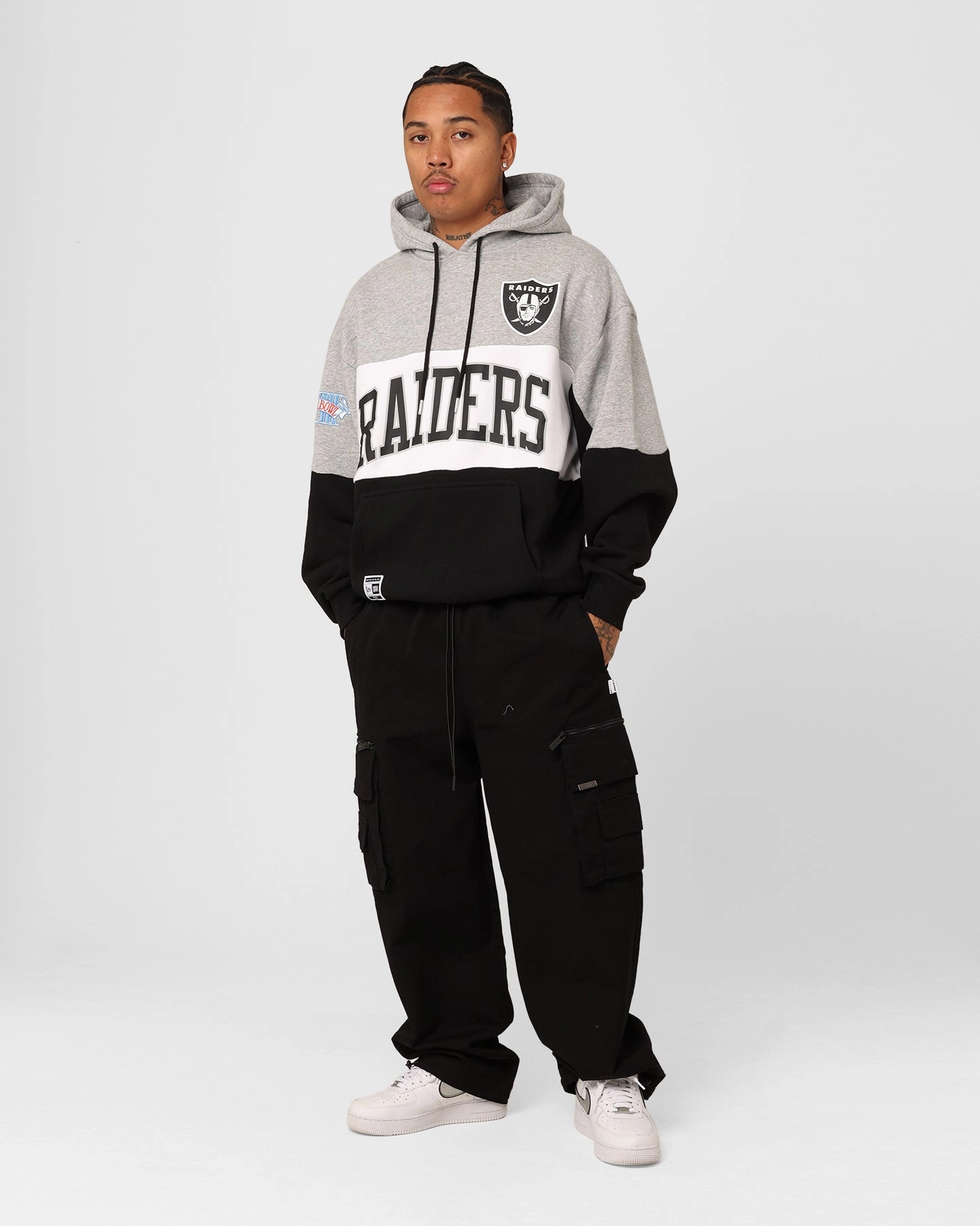 everyday staple Cravat New Era Las Vegas Raiders Panel Hoodie Black