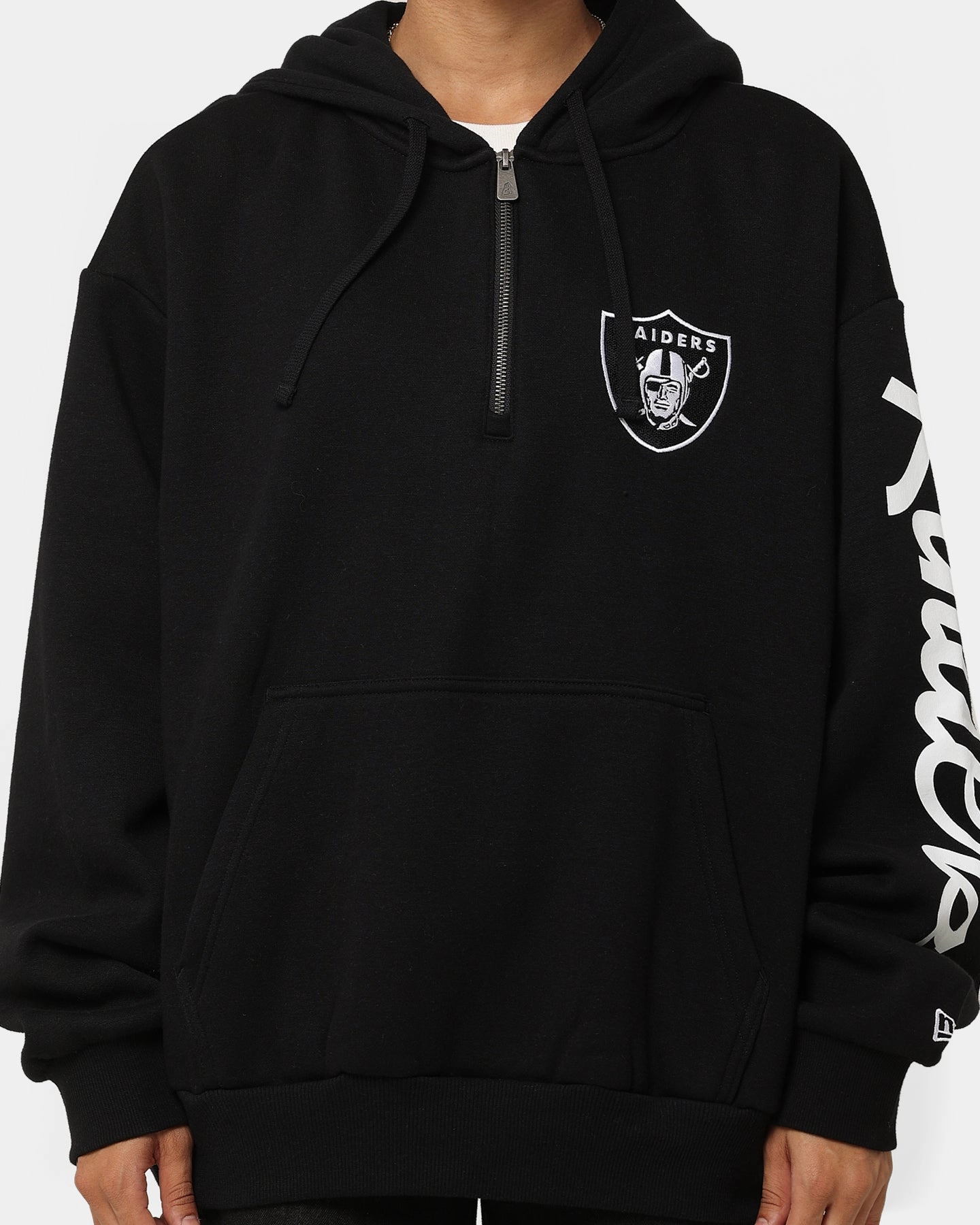 suitable for photography Warm and Practical New Era Las Vegas Raiders Sleeve Script Hoodie Black/White