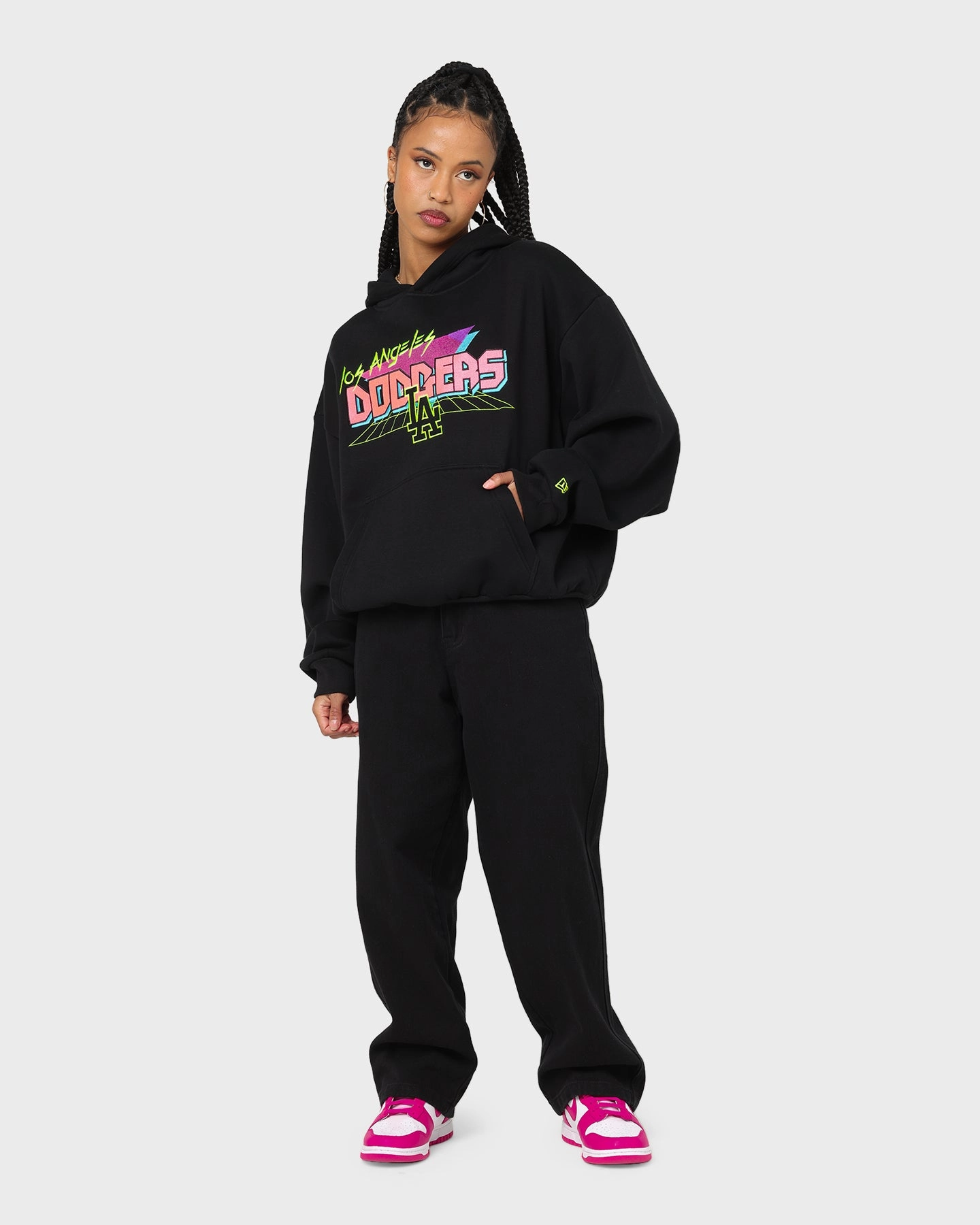 New Era Los Angeles Dodgers Retro Arcade Hoodie Black suitable for funerals
