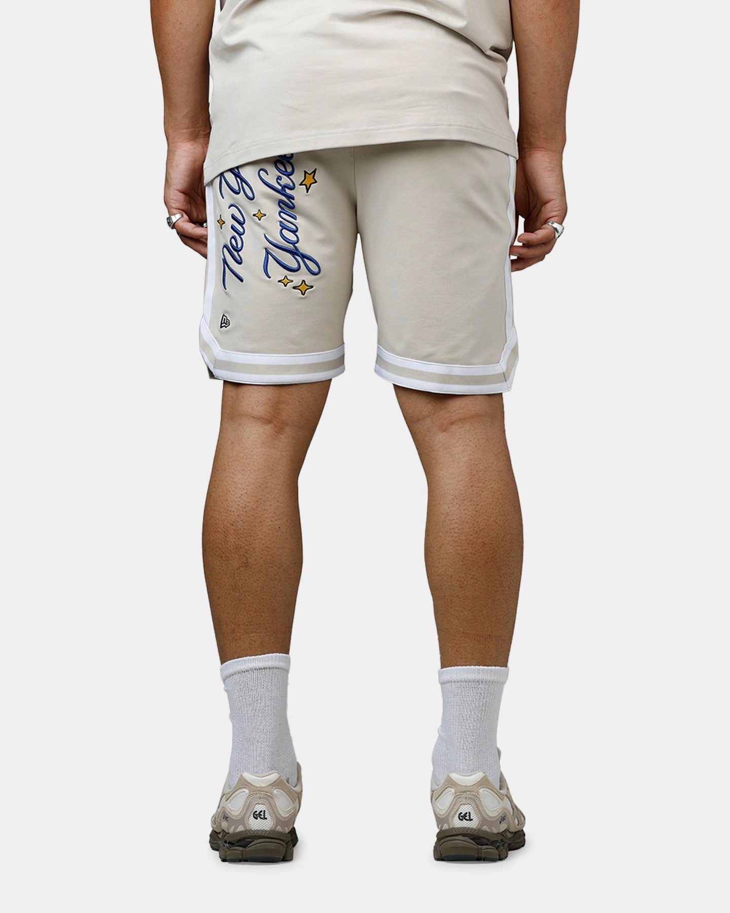 New Era New York Yankees 'Logo Select' Summer Shorts Stone FlexibleMobility