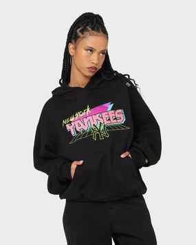 New Era New York Yankees Retro Arcade Hoodie Black Belted comfort enhancer