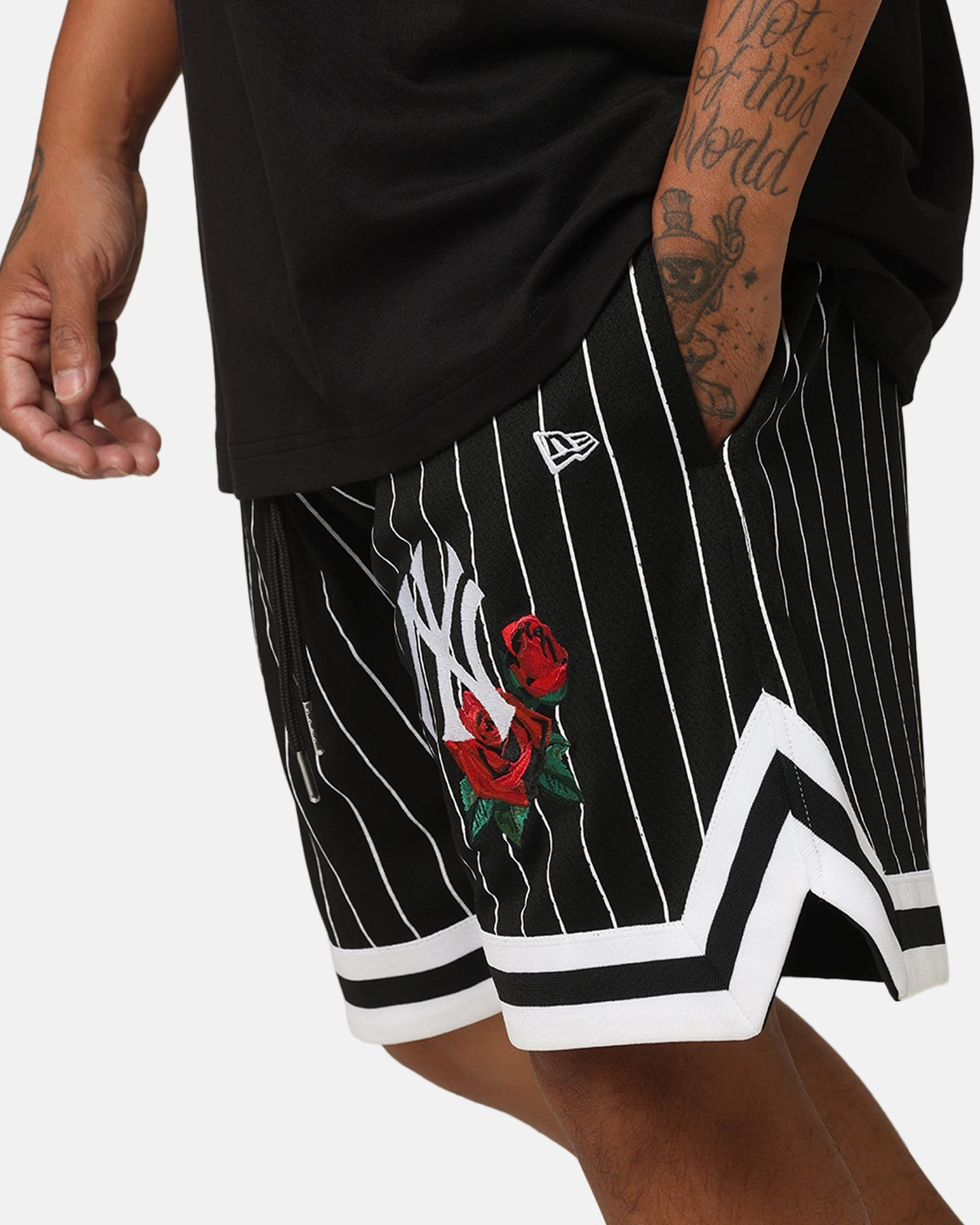 Snag Free Zipper Fun Colors New Era New York Yankees Rose Mesh Shorts Black