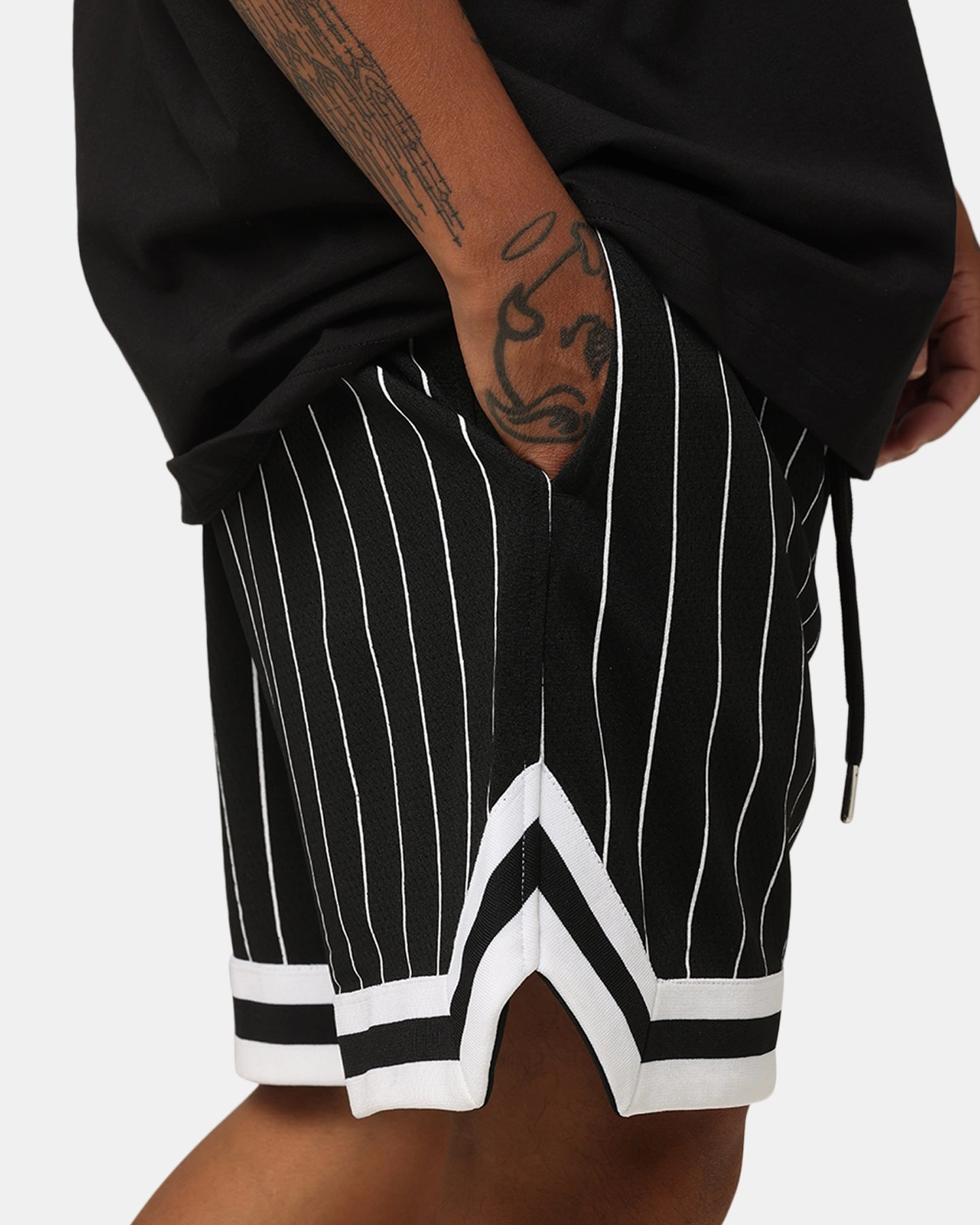 New Era New York Yankees Rose Mesh Shorts Black Sweat Wicking Lining Easy Comfort Fit