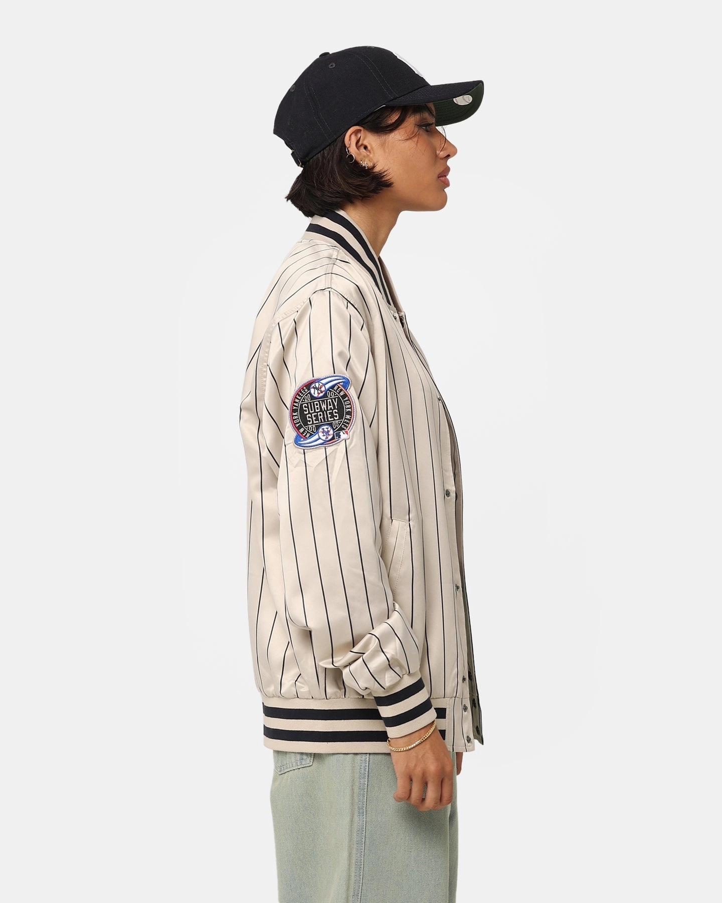 New Era New York Yankees Varsity Jacket Light Beige Outdoor Comfort High-Tech Fabric