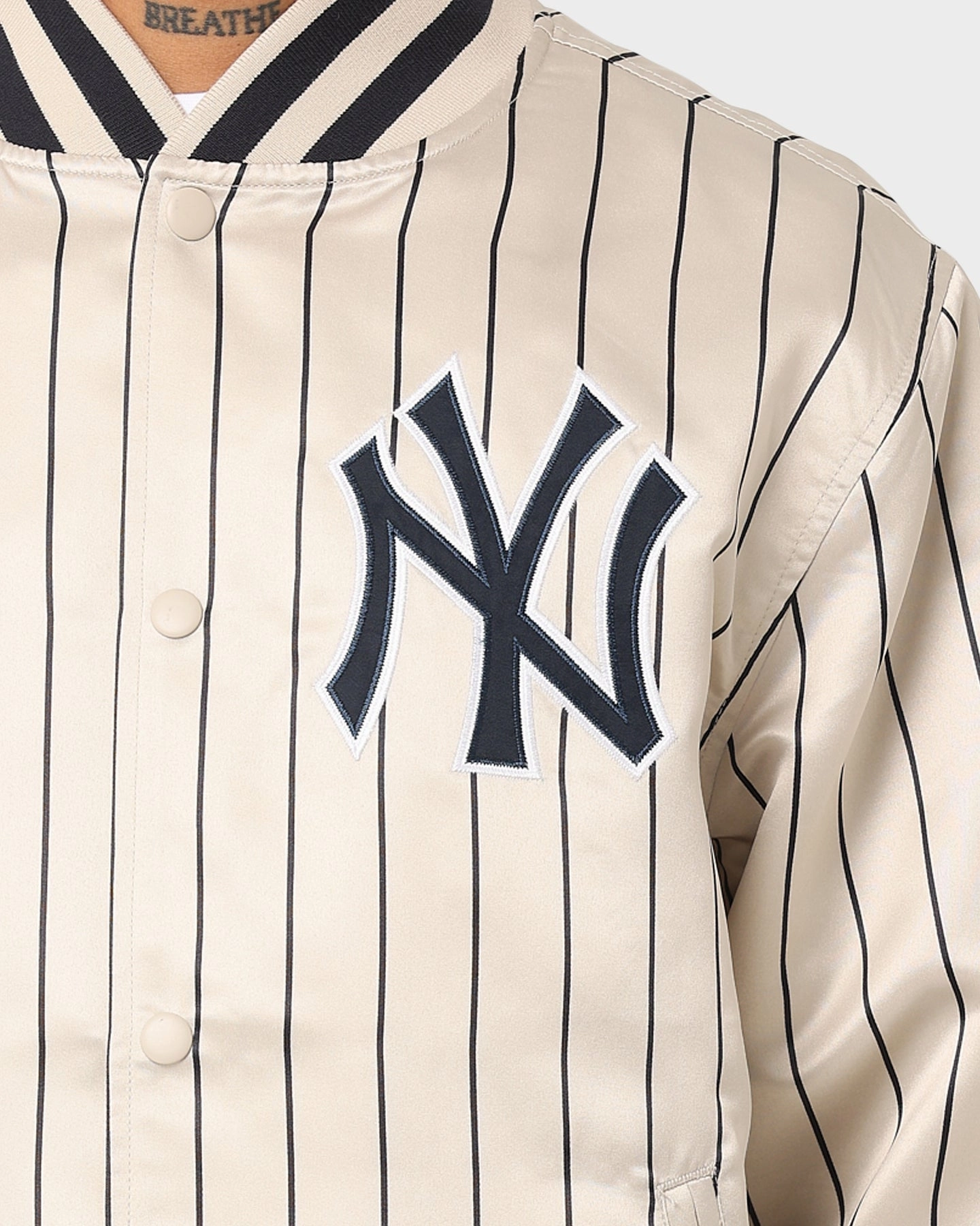 New Era New York Yankees Varsity Jacket Light Beige Negotiate Windproof Barrier Design