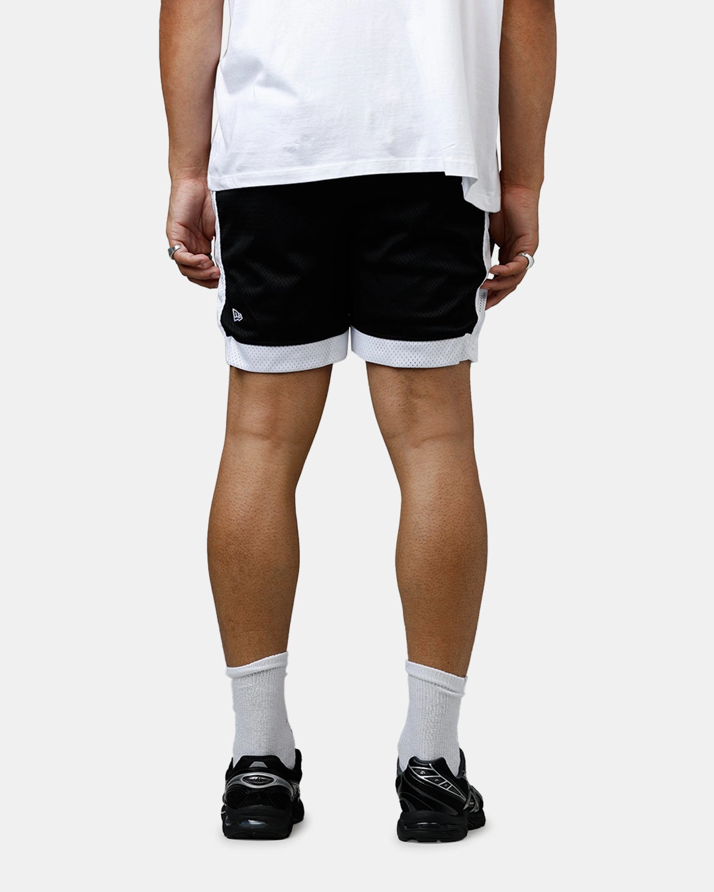 New Era San Francisco Giants Sport Class Shorts Black/White Running Gear