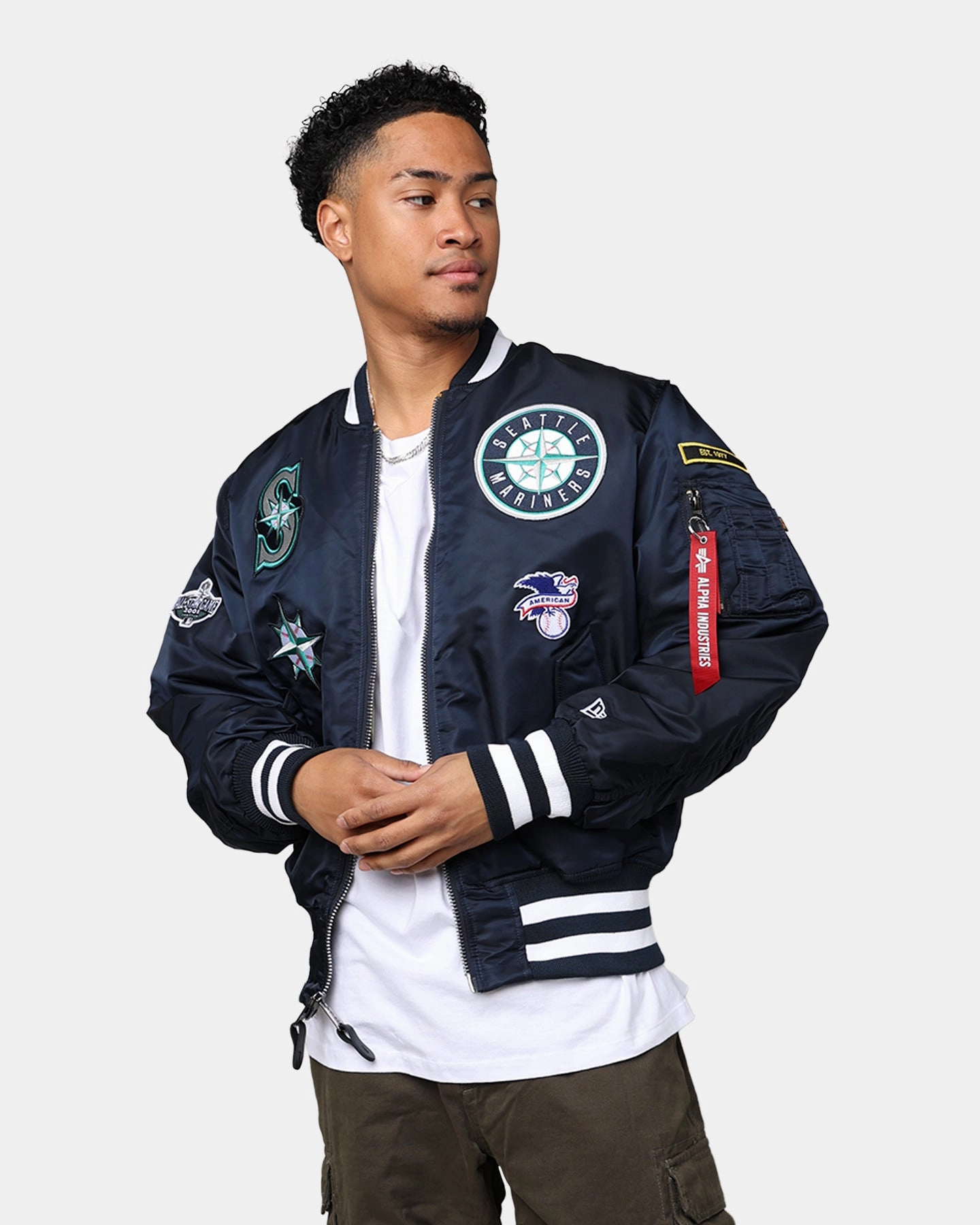 Sleek Outerwear New Era X Alpha Series X MLB Seattle Mariners MA-1 Bomber Jacket Navy