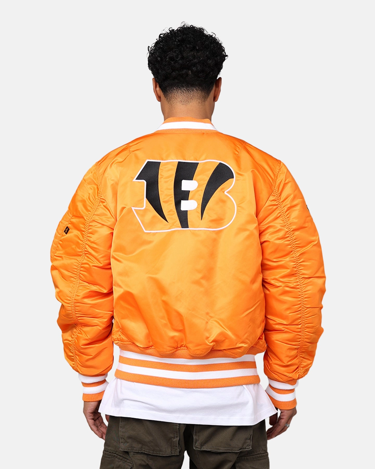 New Era X Alpha Series X NFL Cincinnati Bengals MA-1 Bomber Jacket Orange/Black pattern - mixing Bonded Shoulder Guards