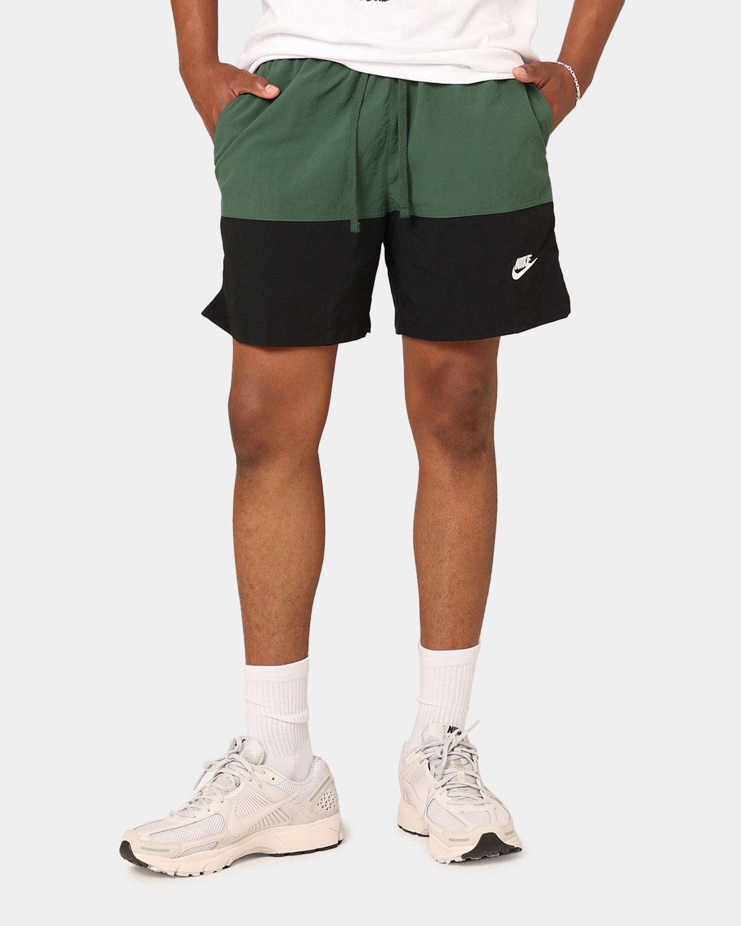 sequined details Nike Club  Woven Colour-Blocked Shorts Fir/Black/White
